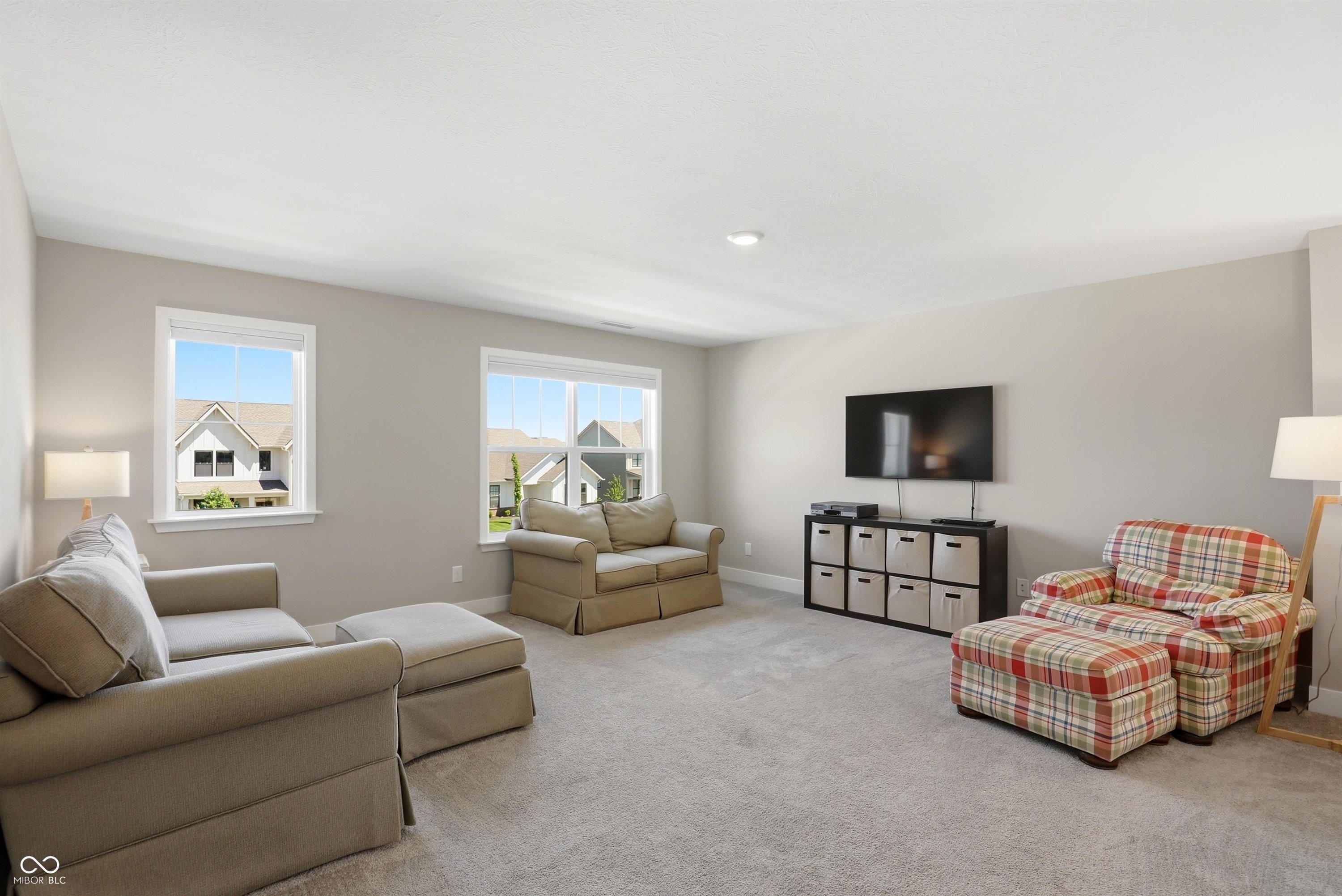 2253 W 171st Street