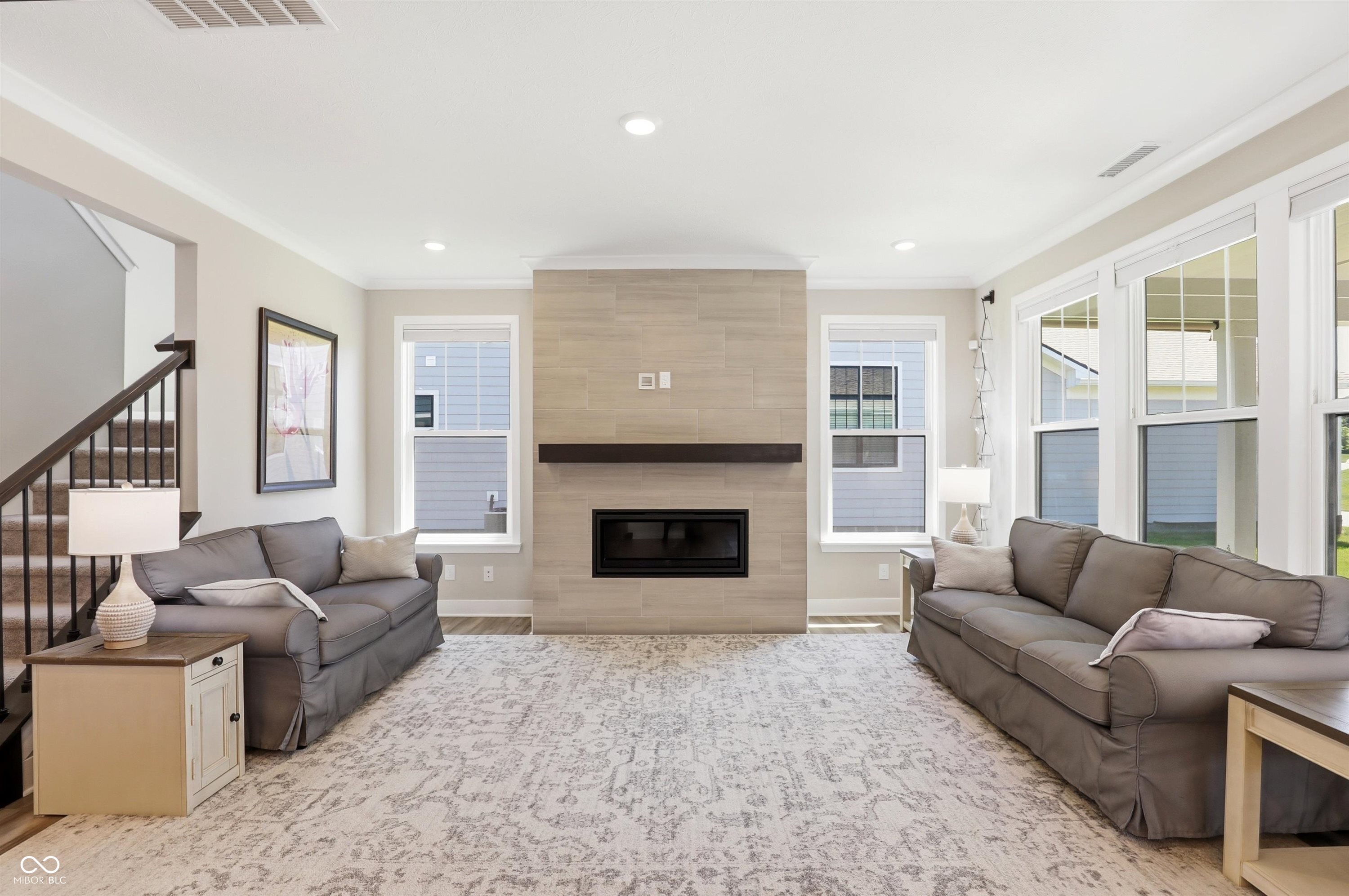 2253 W 171st Street