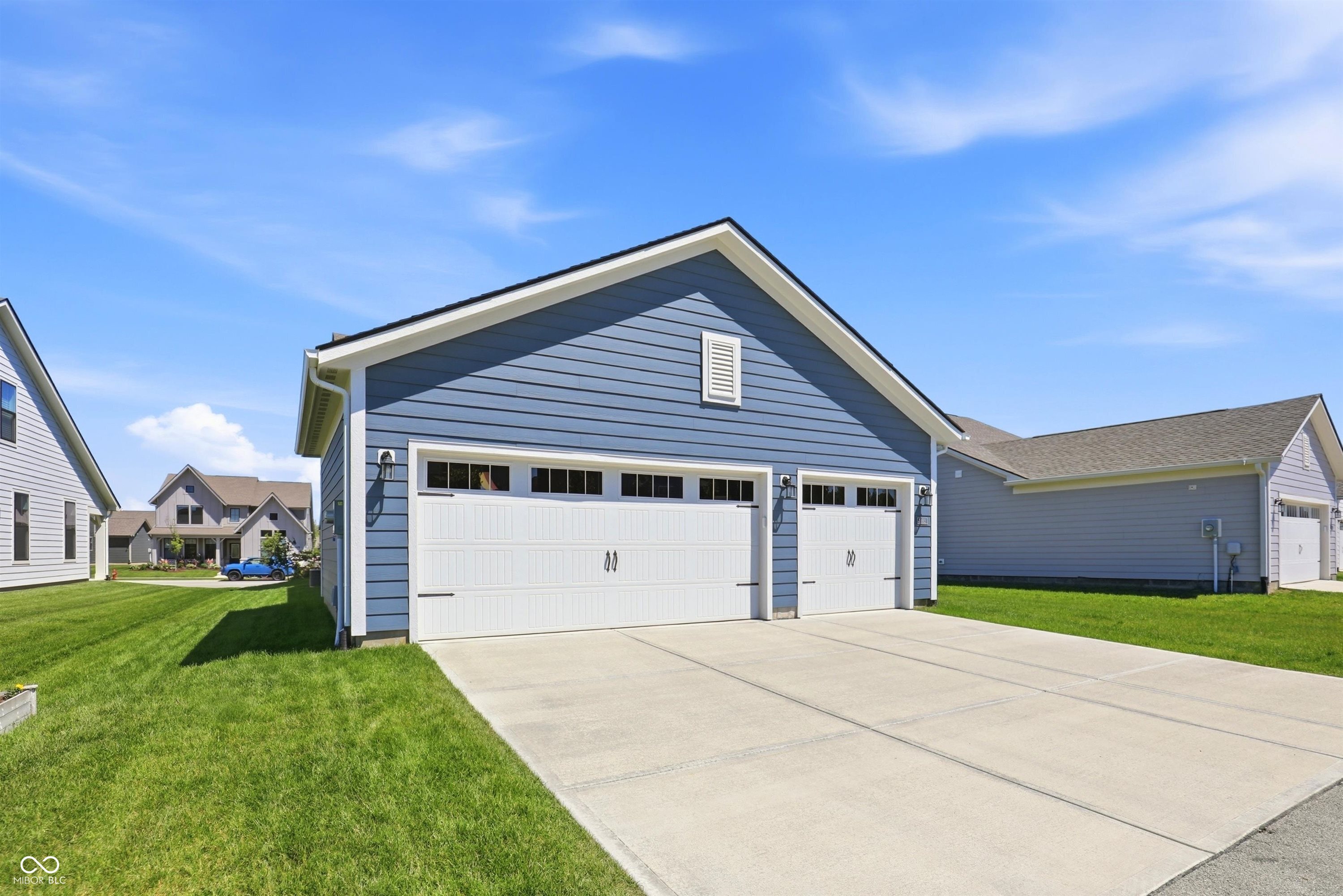 2253 W 171st Street