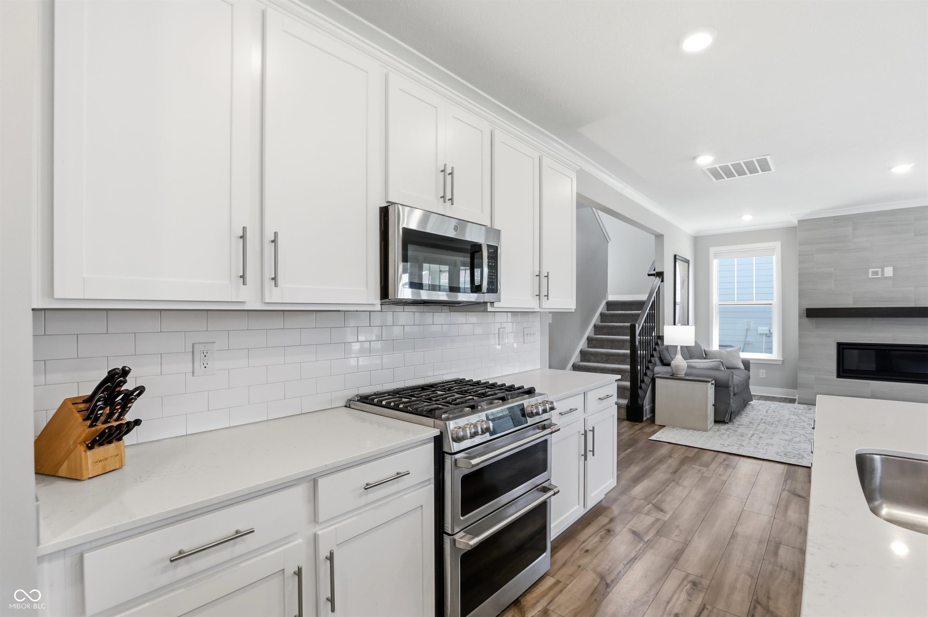 2253 W 171st Street