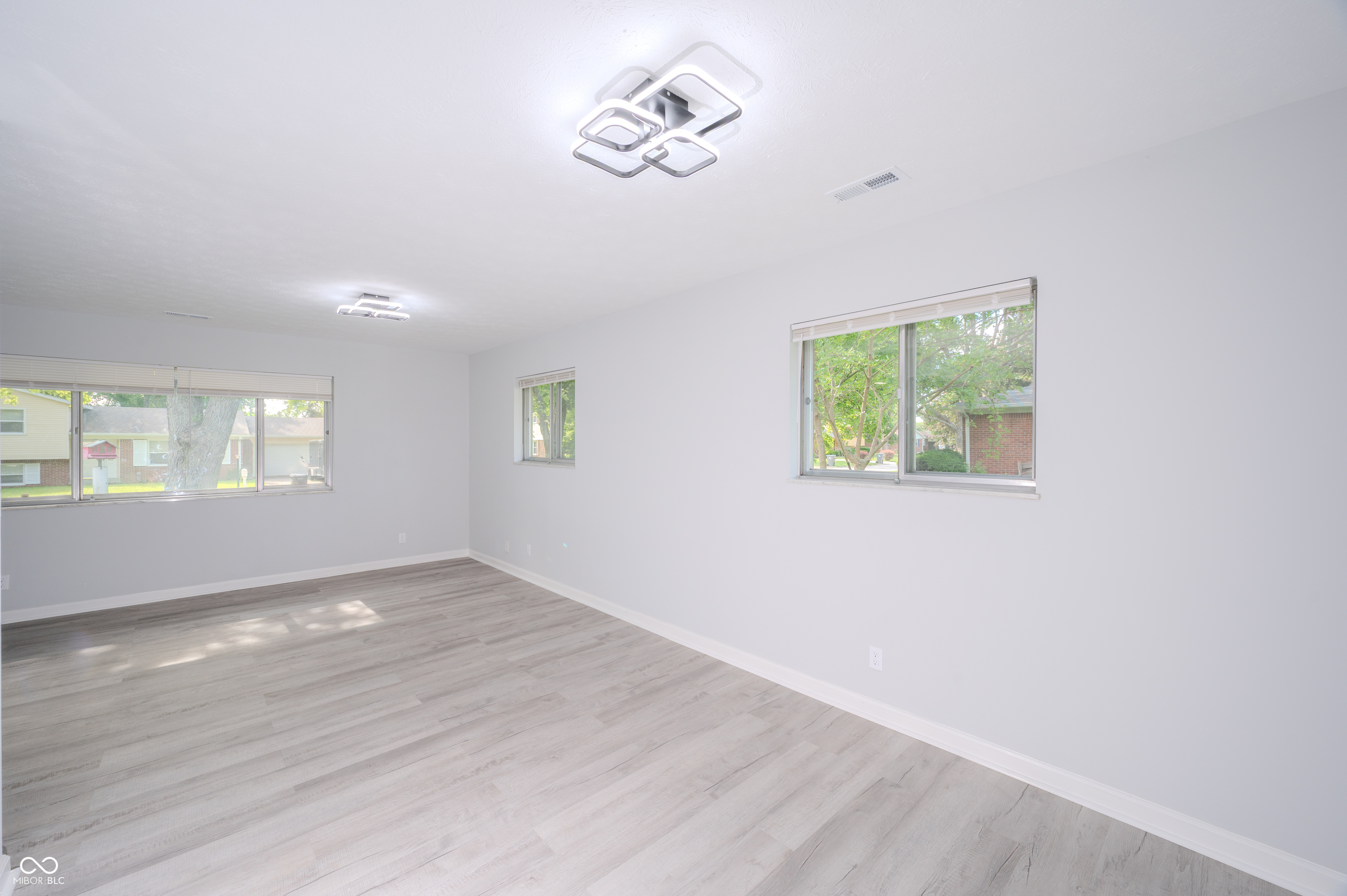 6017 Northland Road