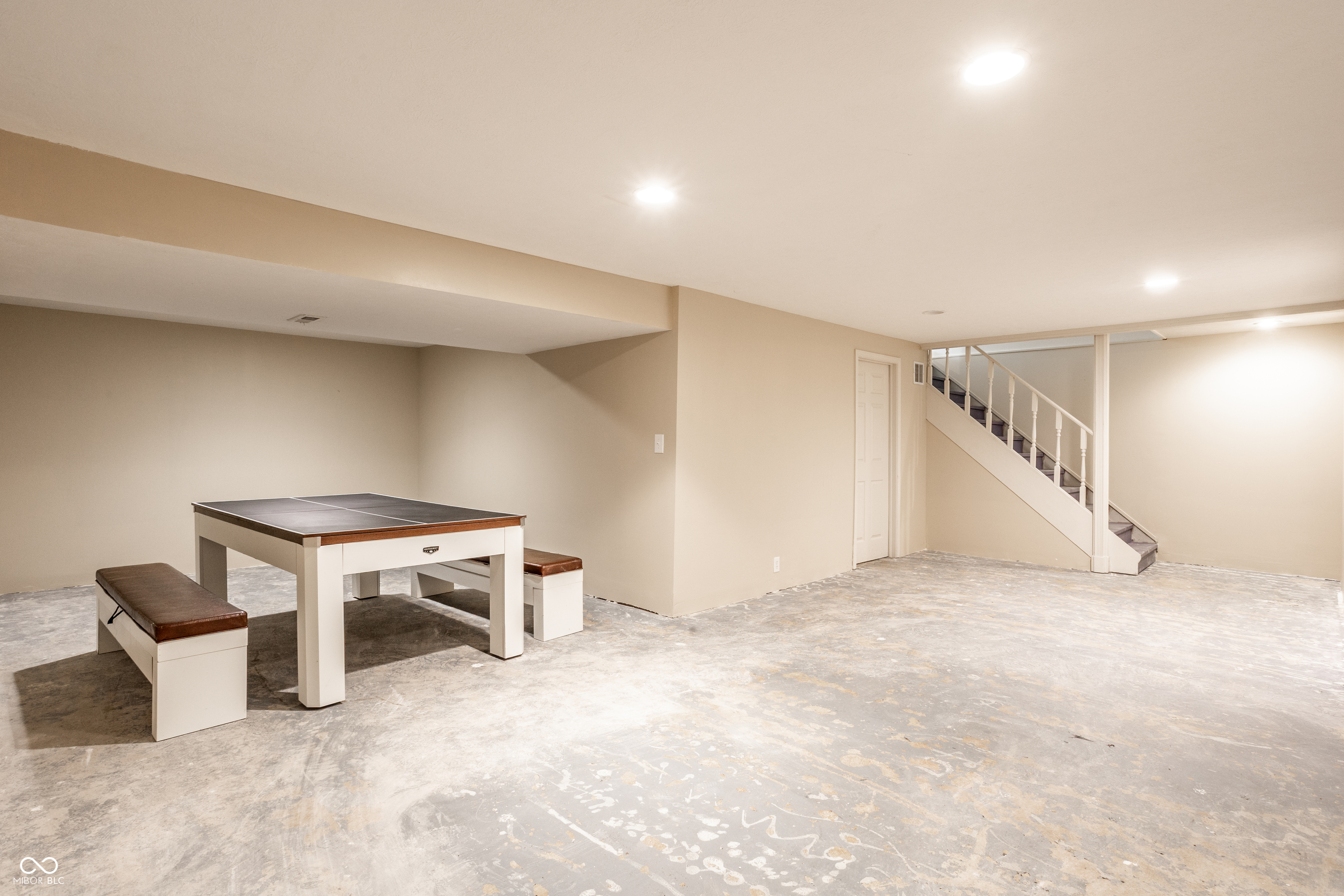 1030 Maxwell Lane