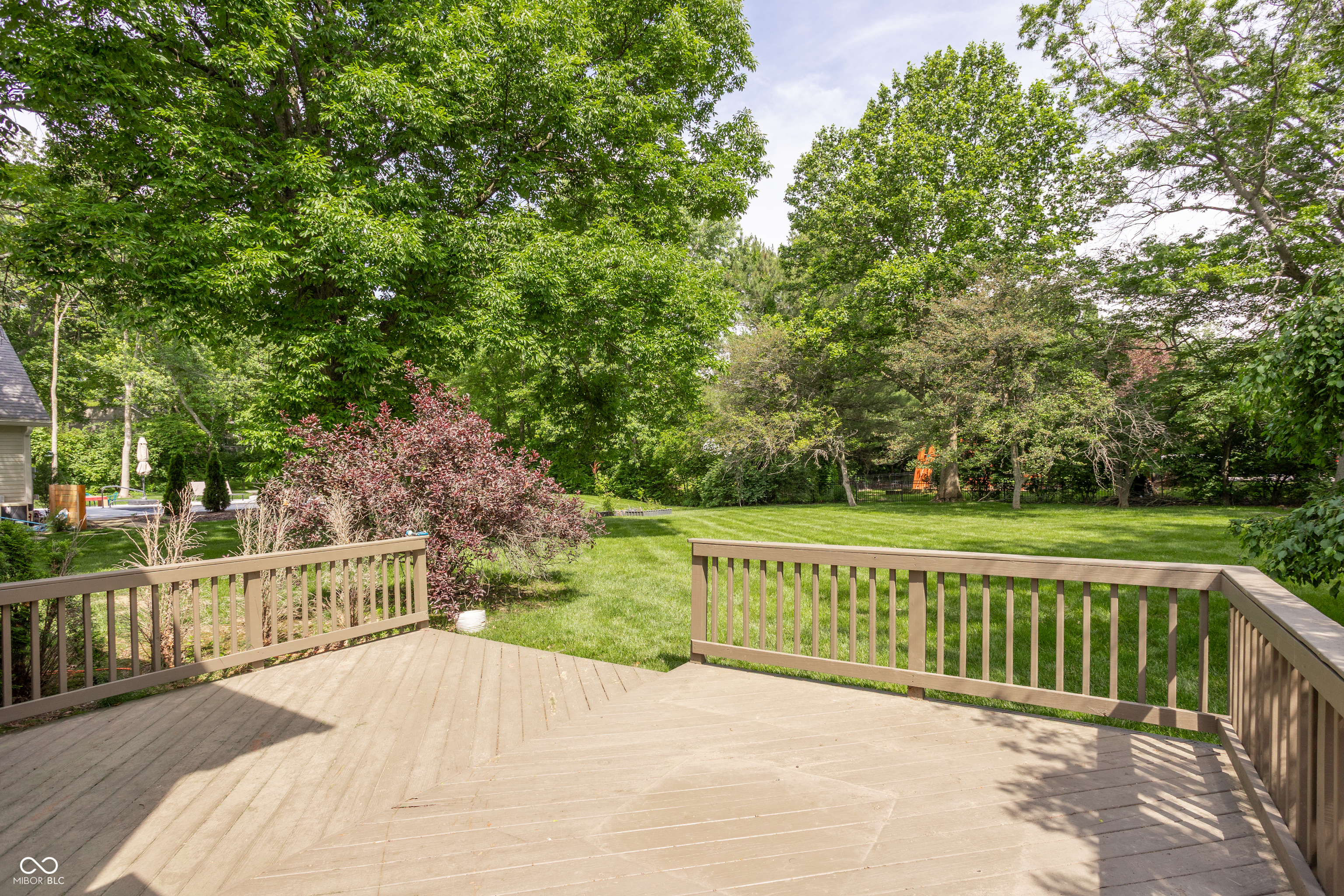 1030 Maxwell Lane