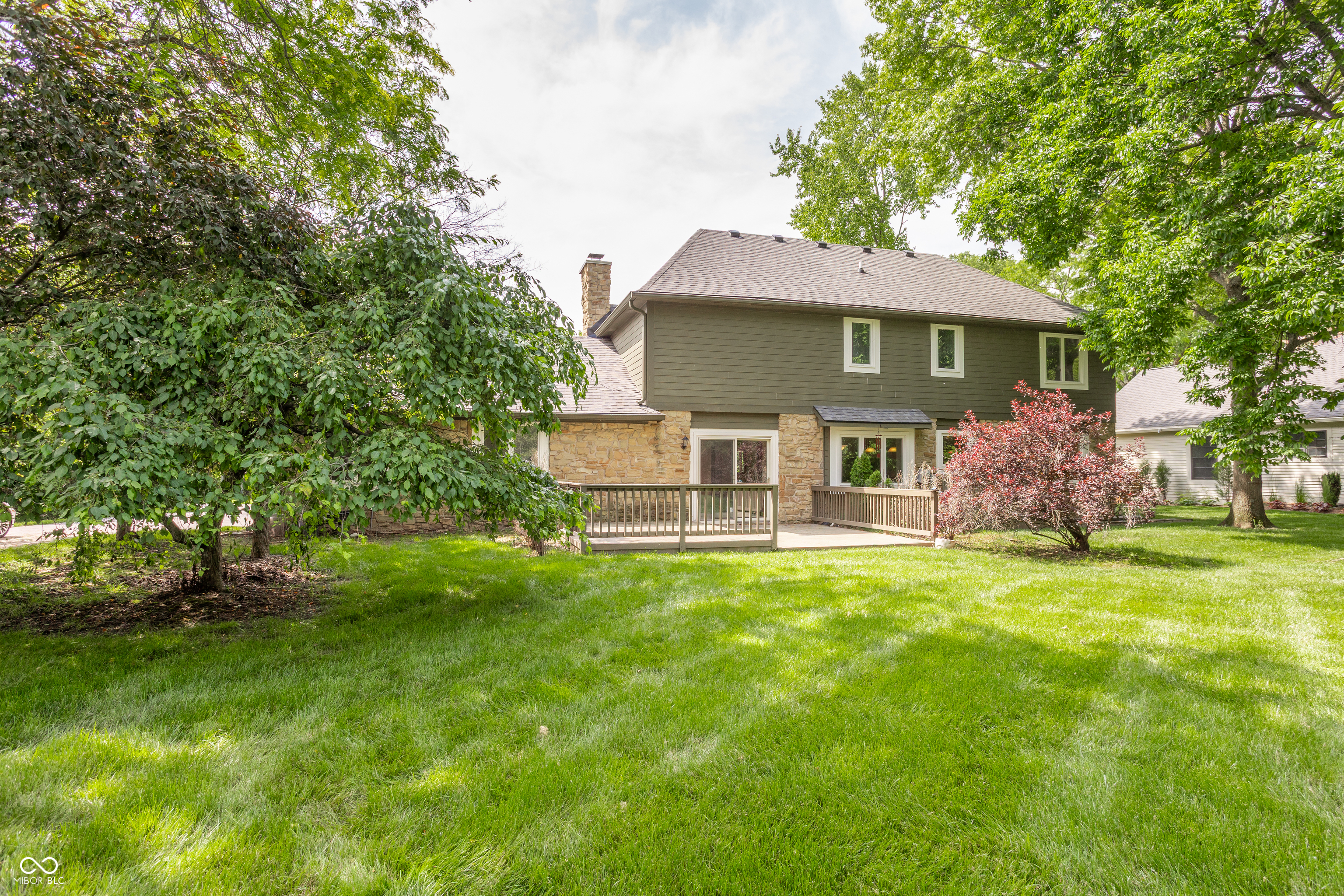 1030 Maxwell Lane