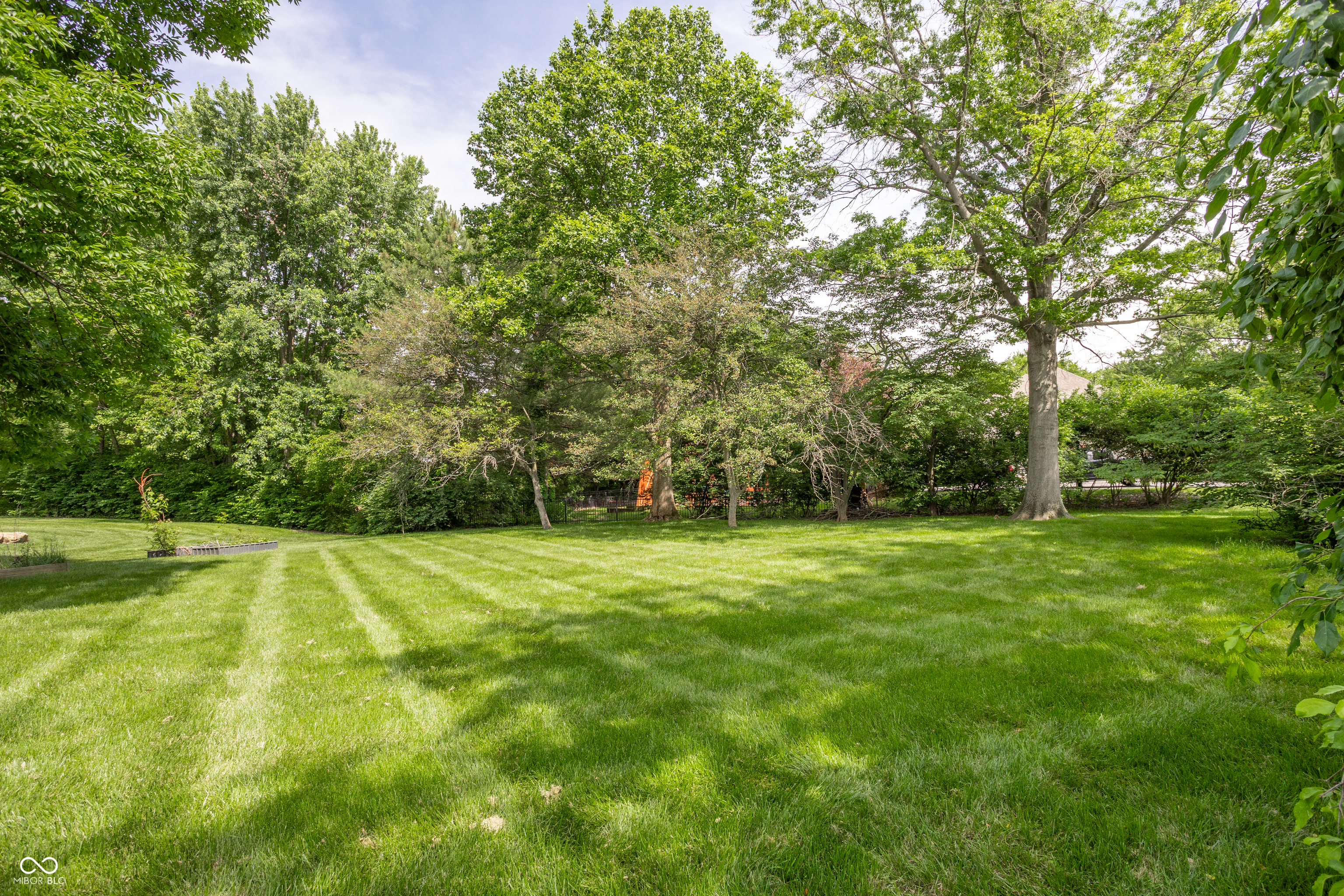 1030 Maxwell Lane