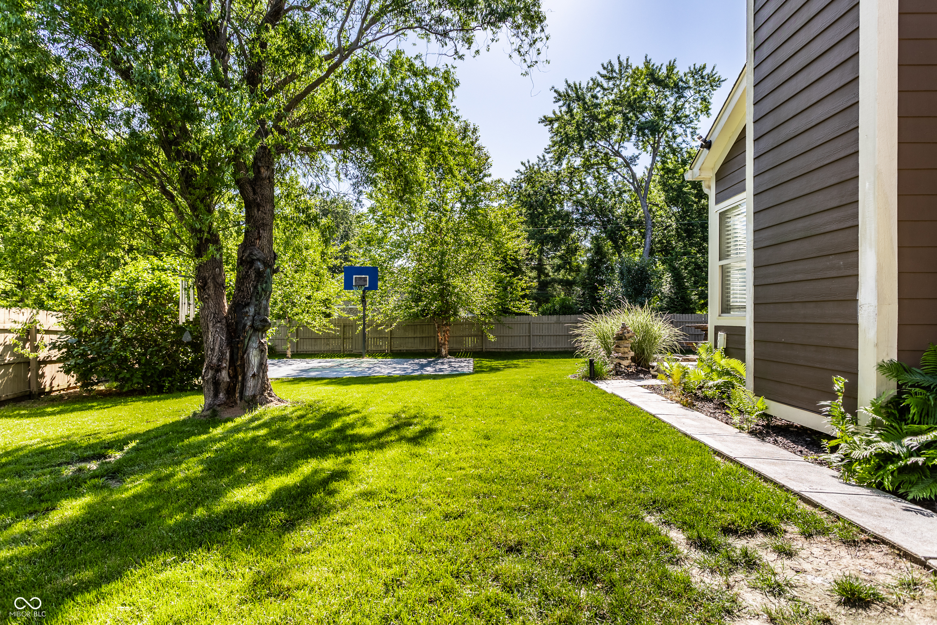 8688 Buffett Parkway