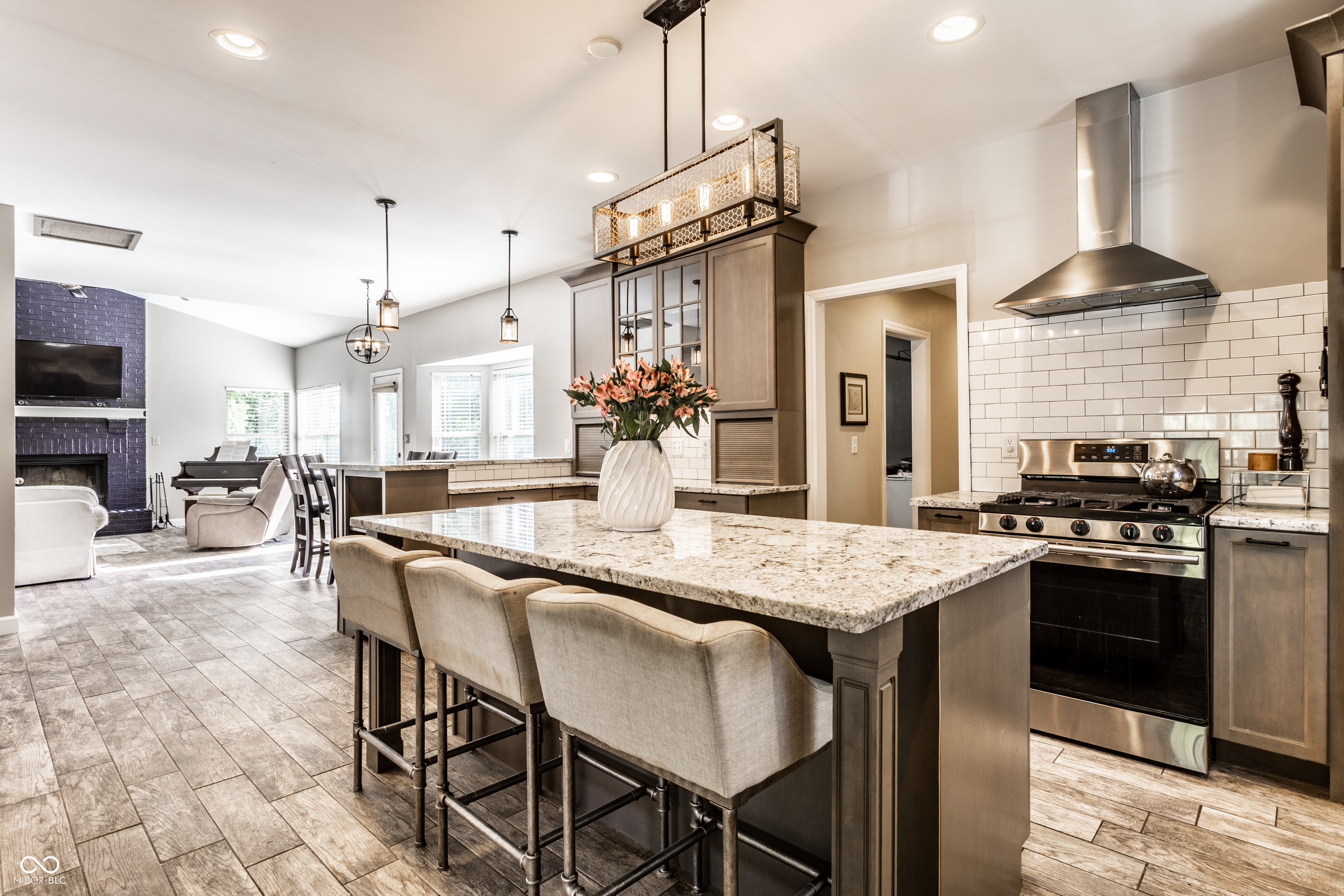8688 Buffett Parkway