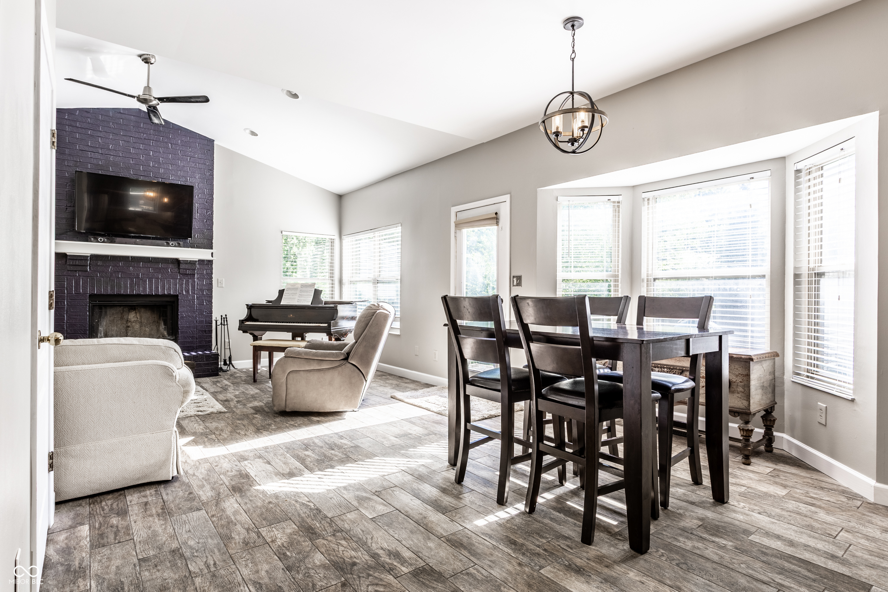 8688 Buffett Parkway