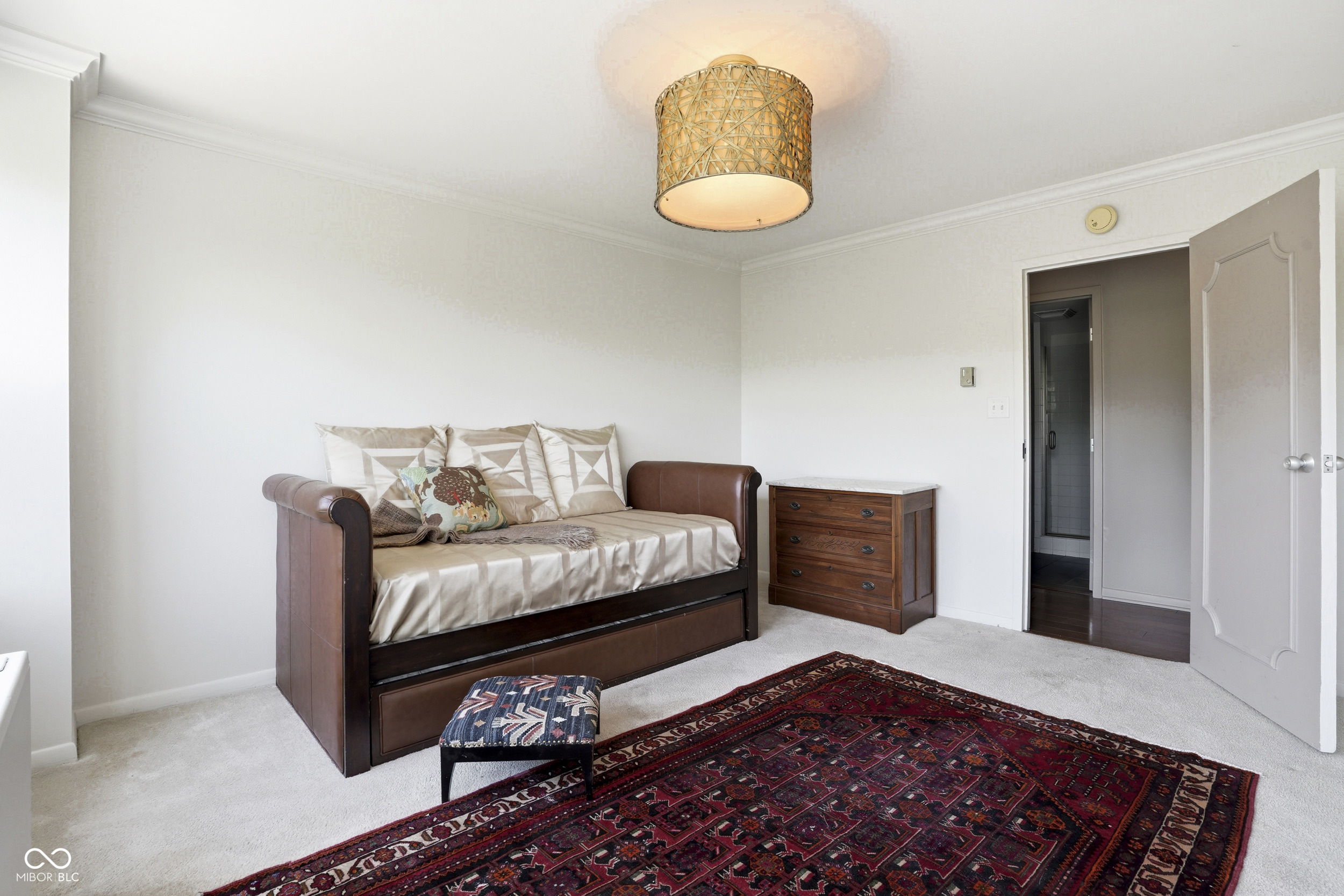 25 E 40th Street Unit: APT 6B