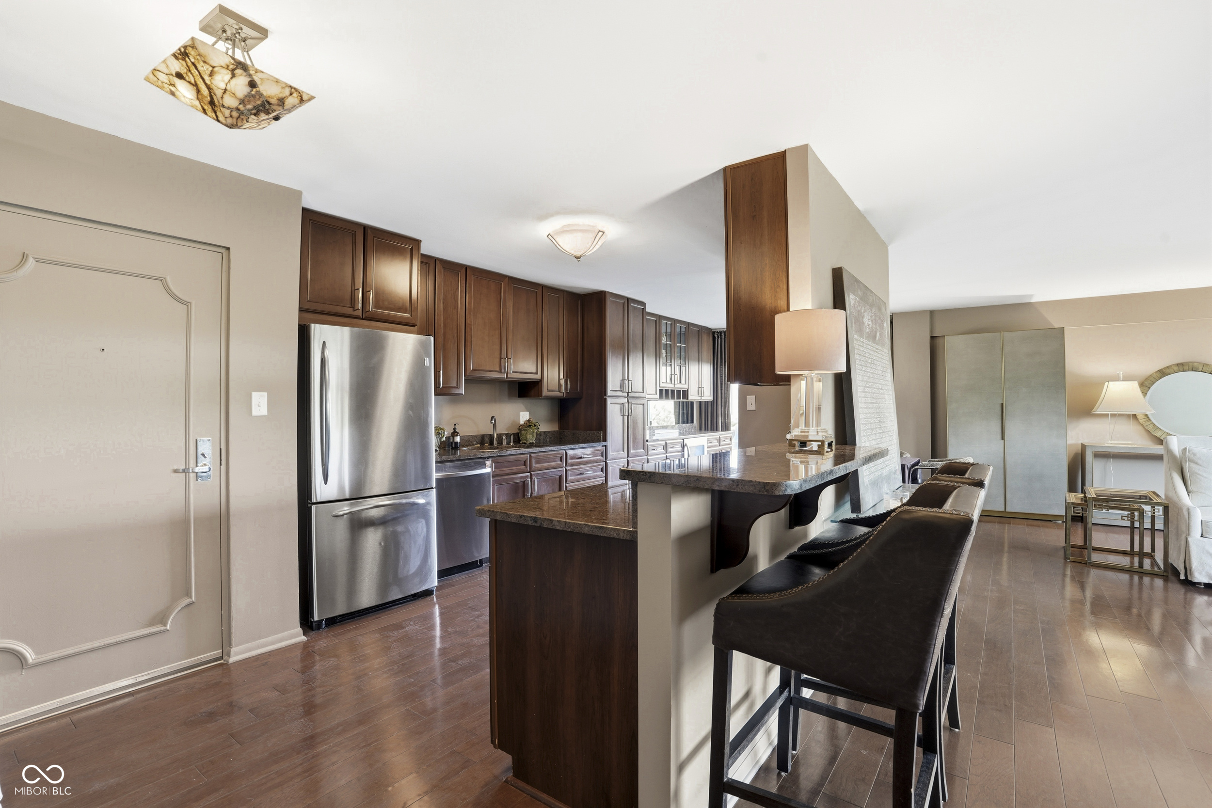 25 E 40th Street Unit: APT 6B