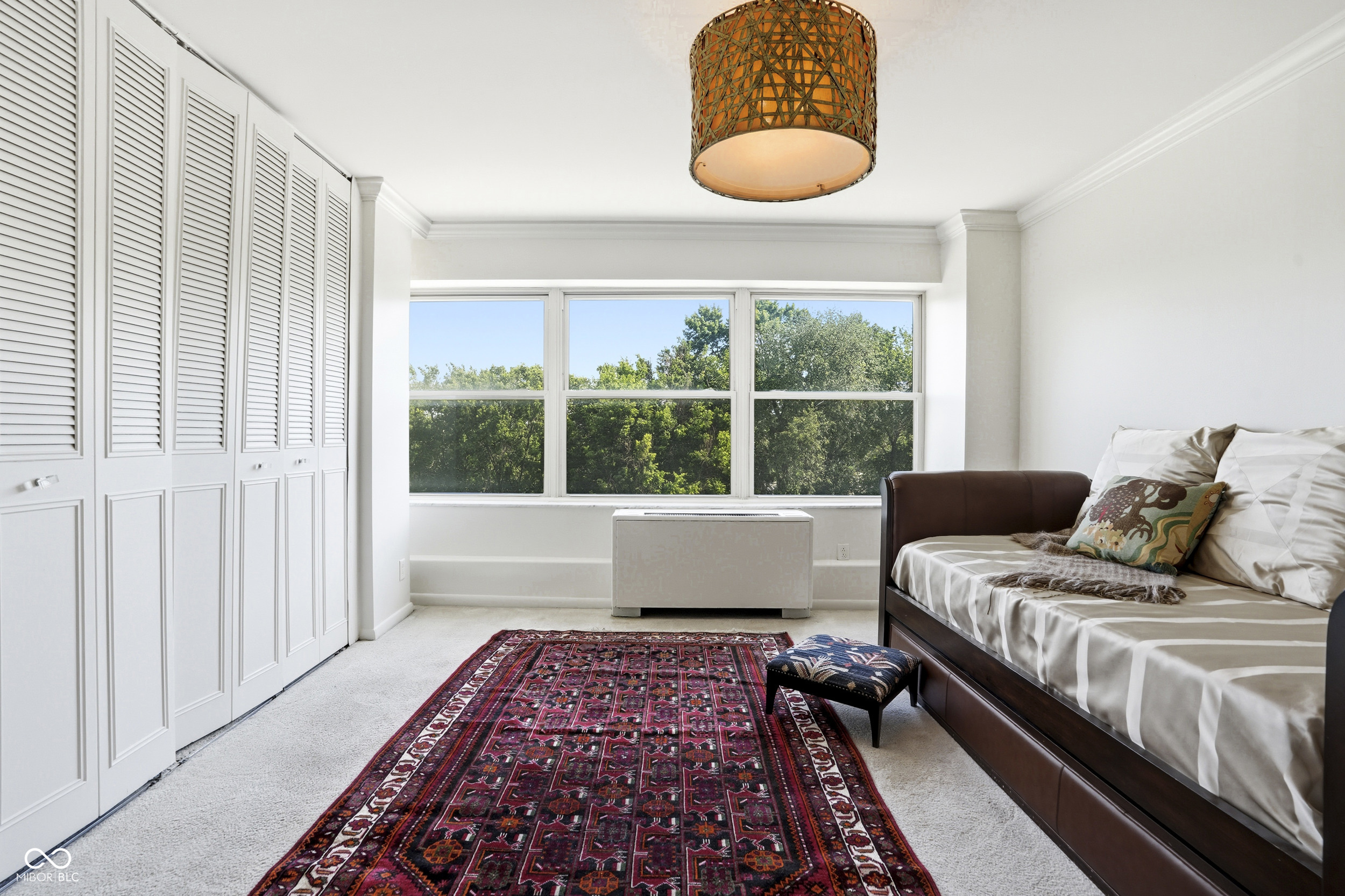 25 E 40th Street Unit: APT 6B