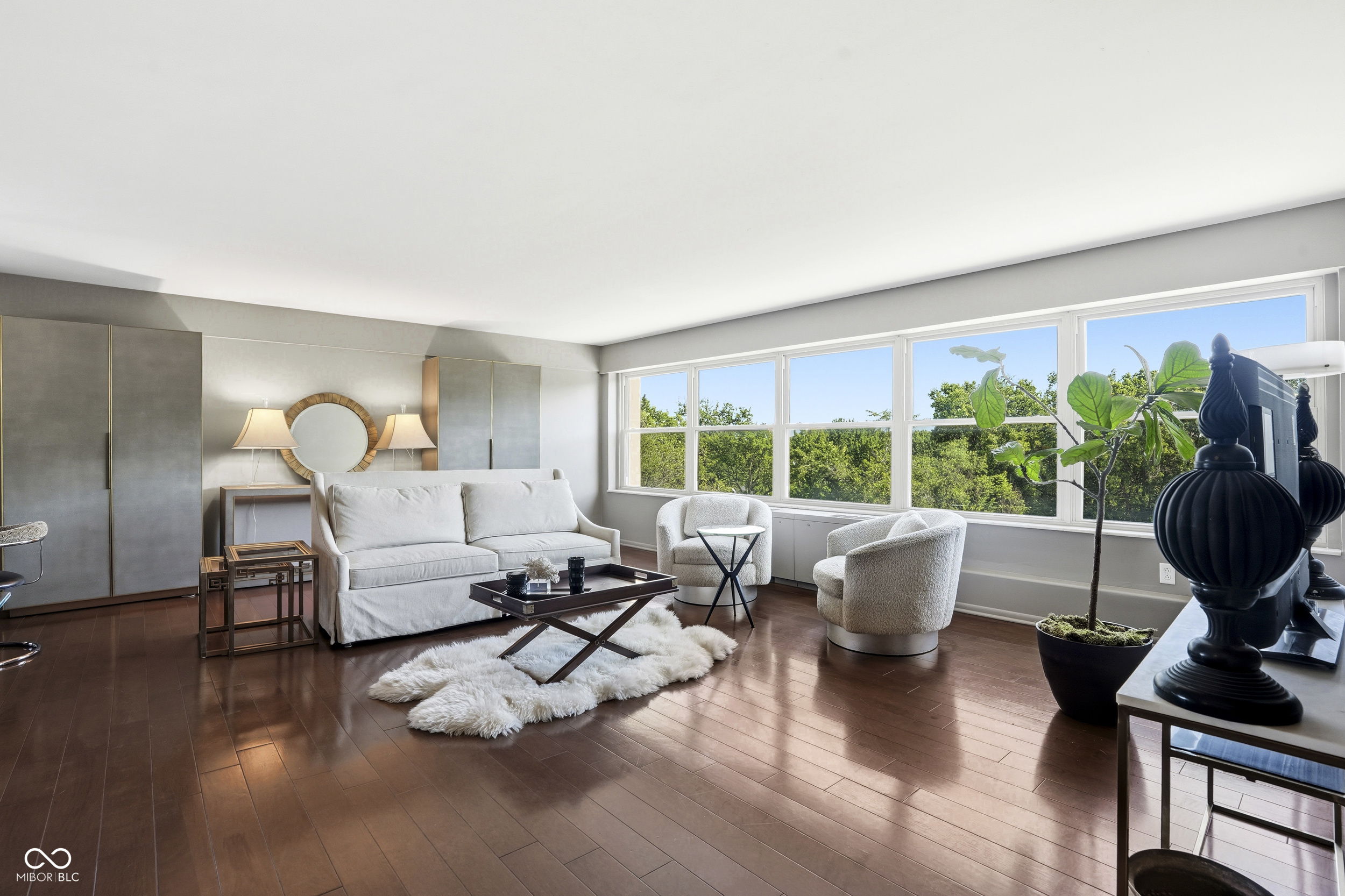 25 E 40th Street Unit: APT 6B