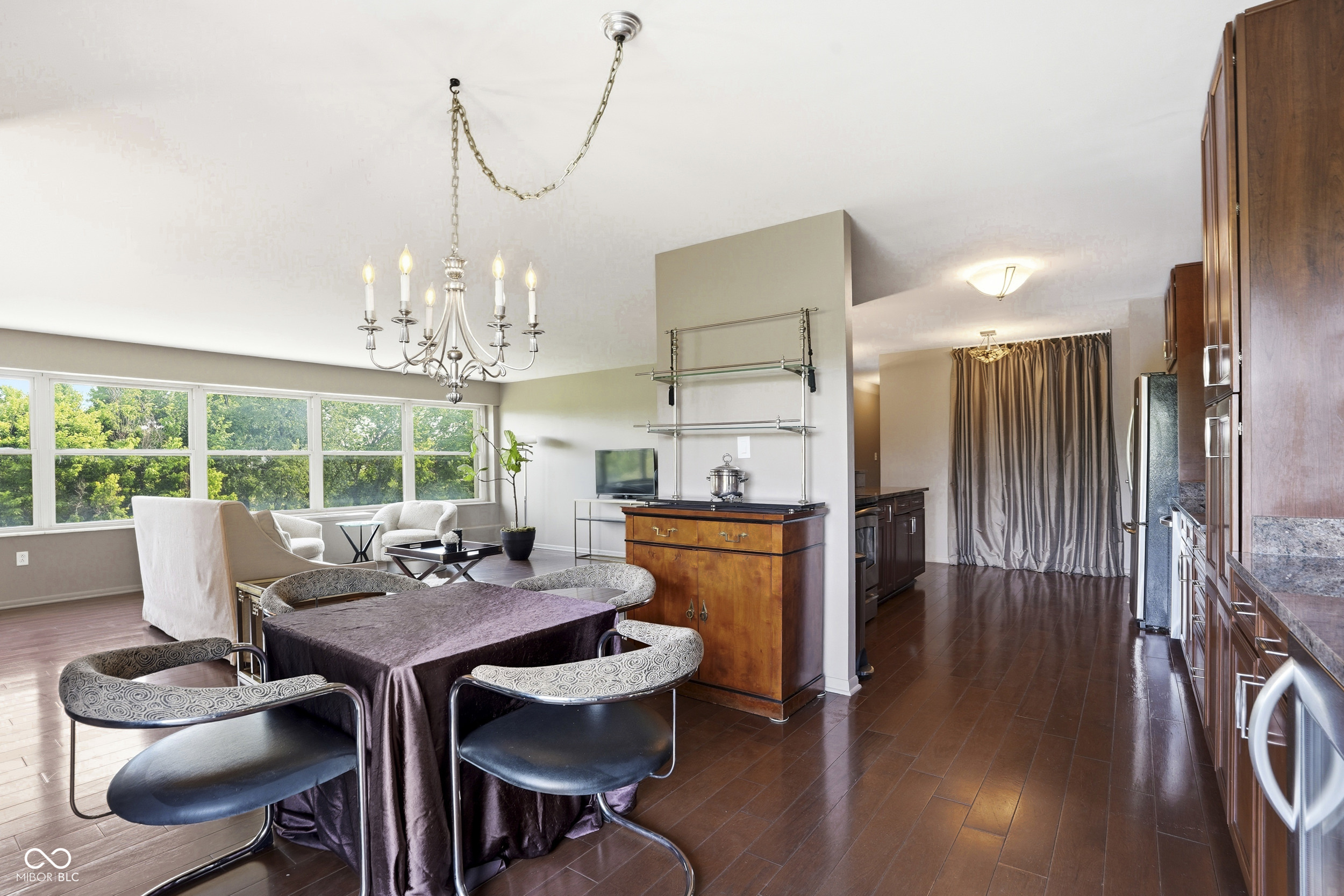 25 E 40th Street Unit: APT 6B