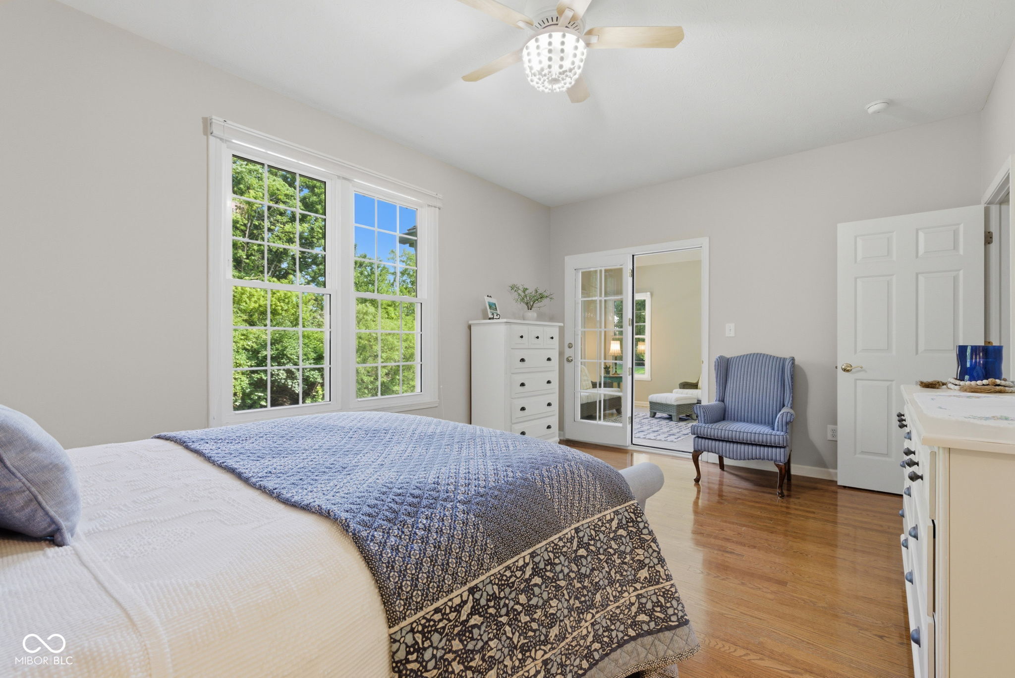 5813 Spruce Knoll Court