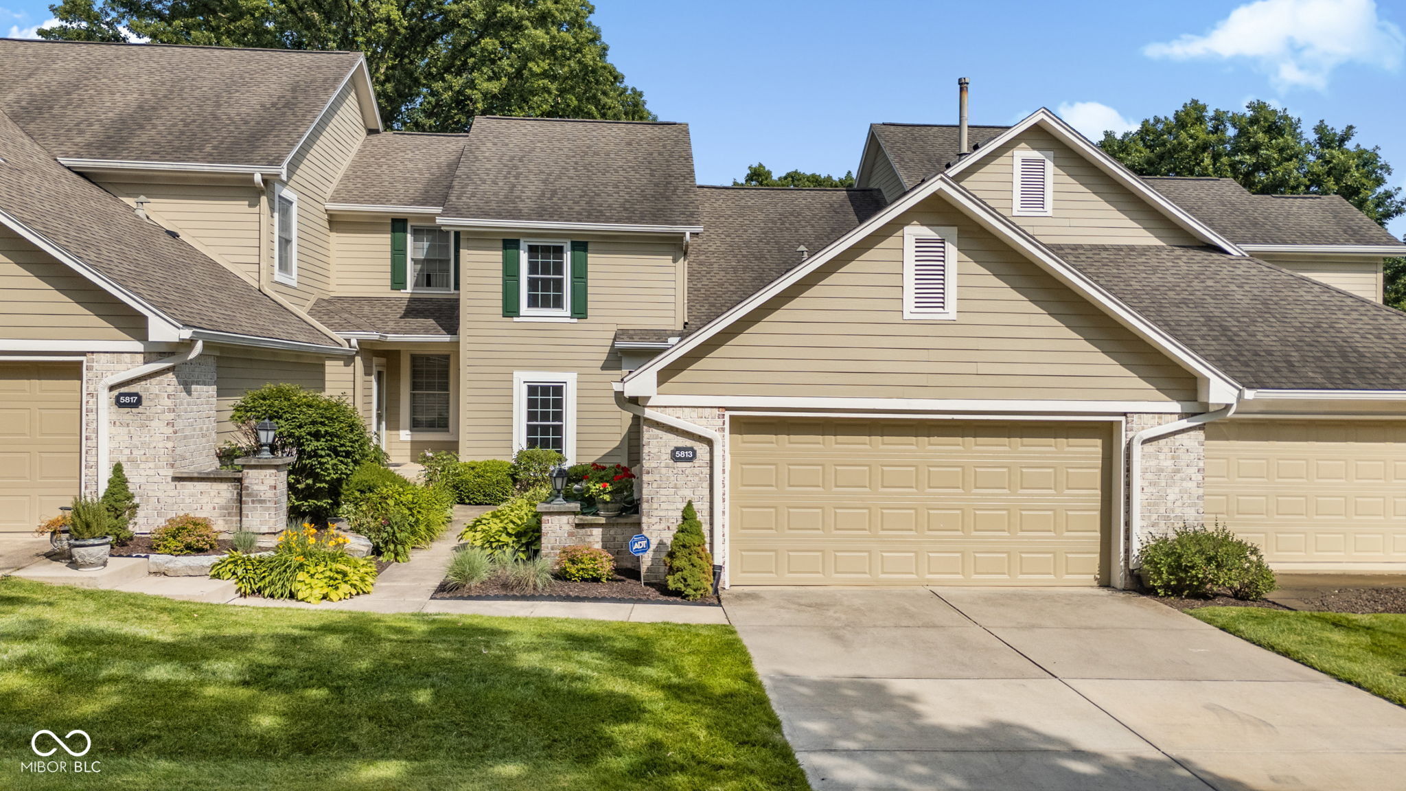 5813 Spruce Knoll Court