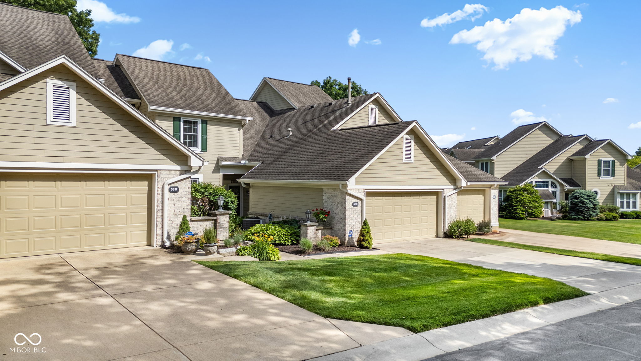 5813 Spruce Knoll Court