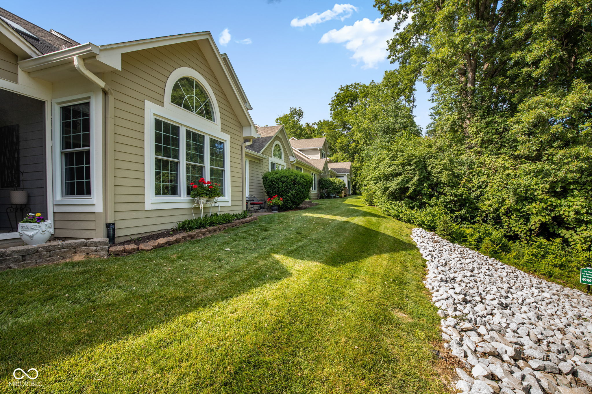 5813 Spruce Knoll Court