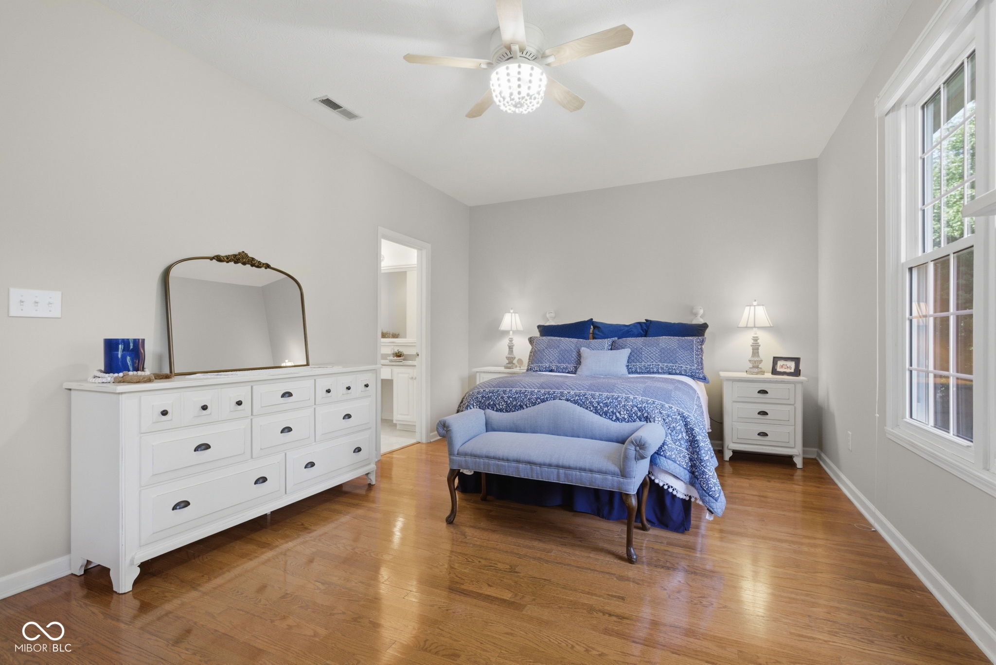 5813 Spruce Knoll Court