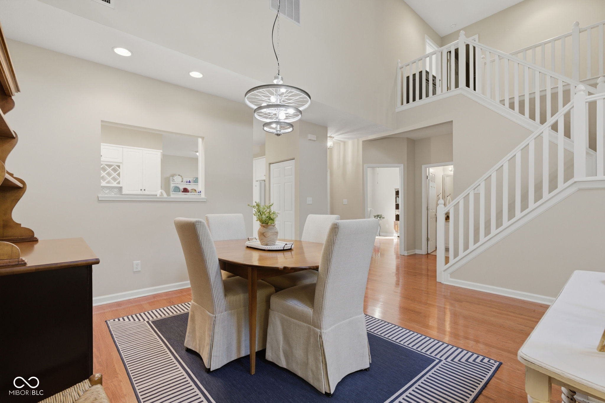 5813 Spruce Knoll Court