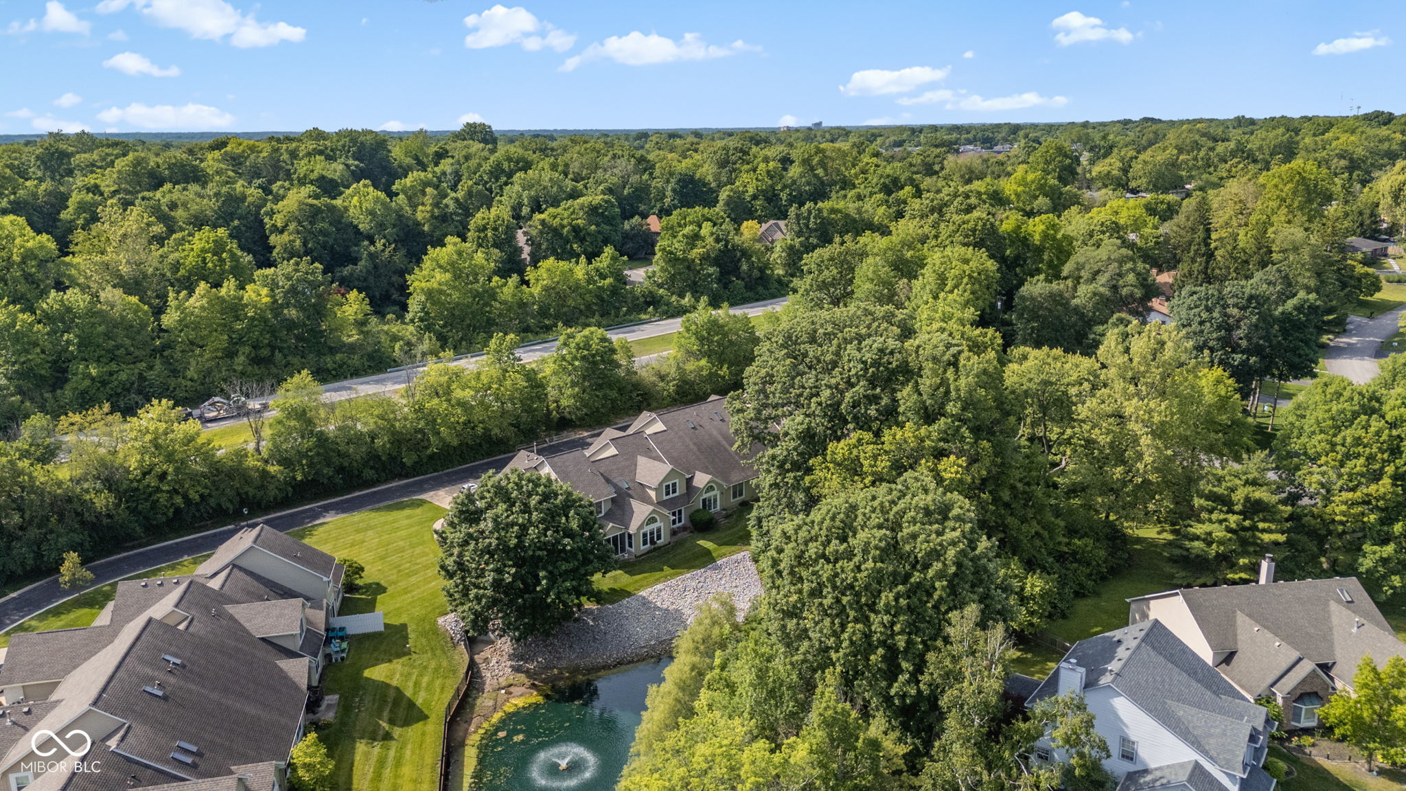 5813 Spruce Knoll Court