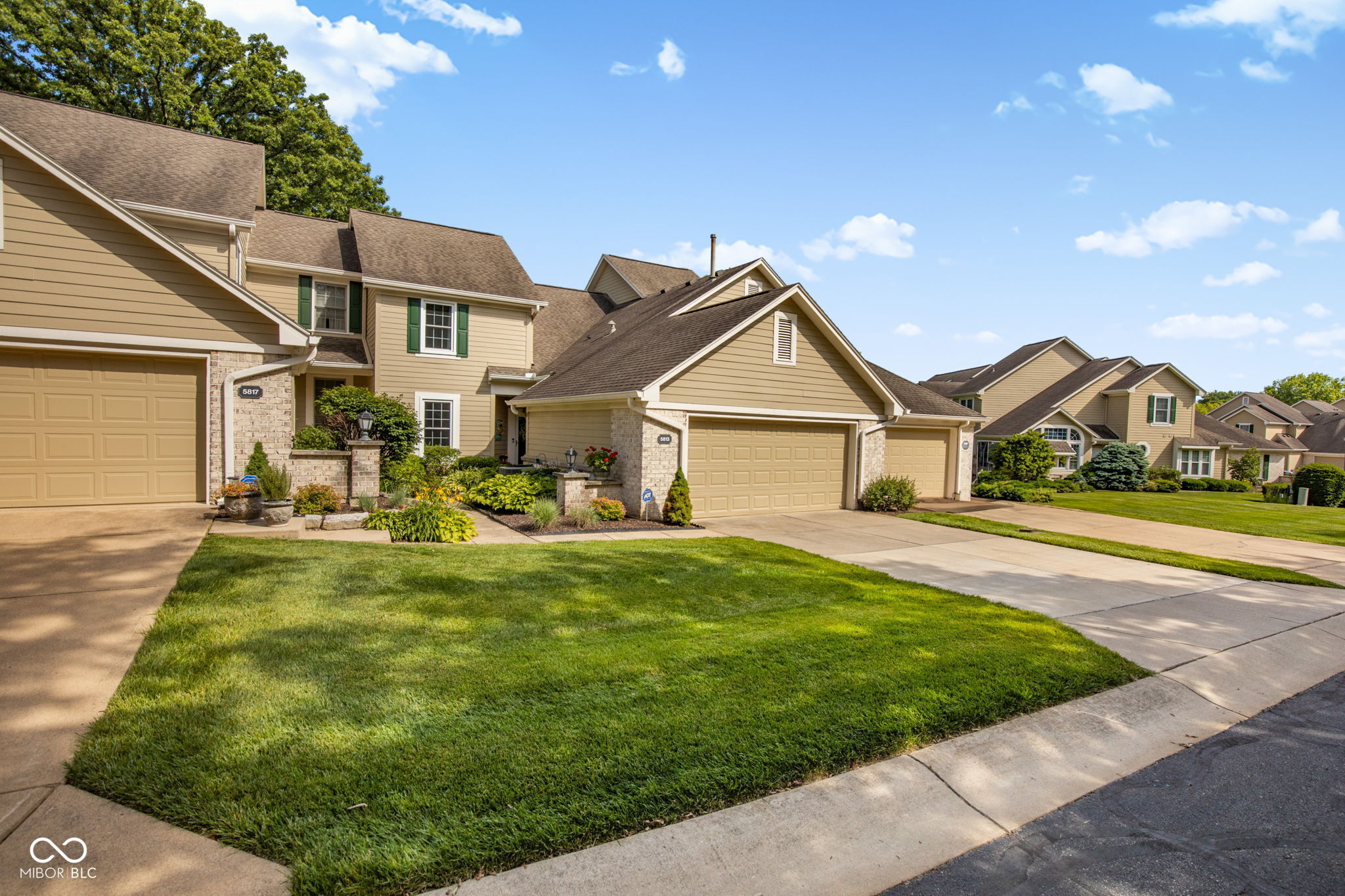 5813 Spruce Knoll Court
