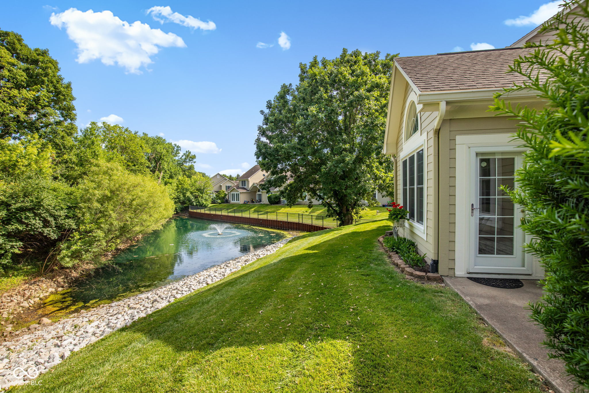5813 Spruce Knoll Court