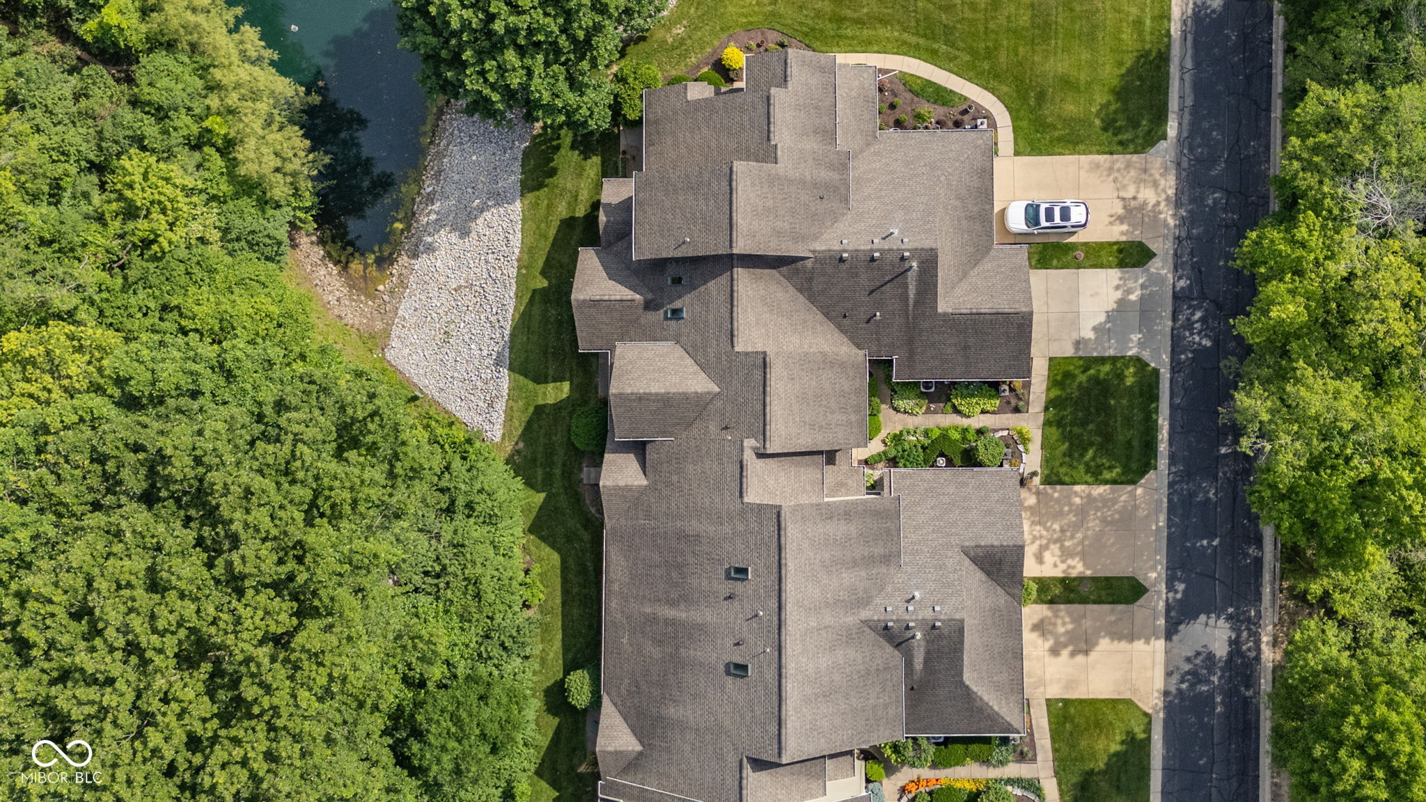 5813 Spruce Knoll Court