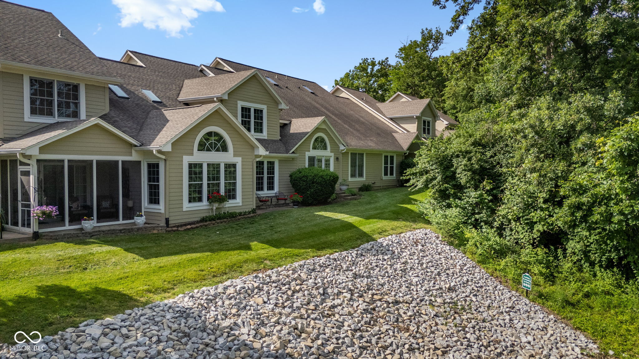 5813 Spruce Knoll Court