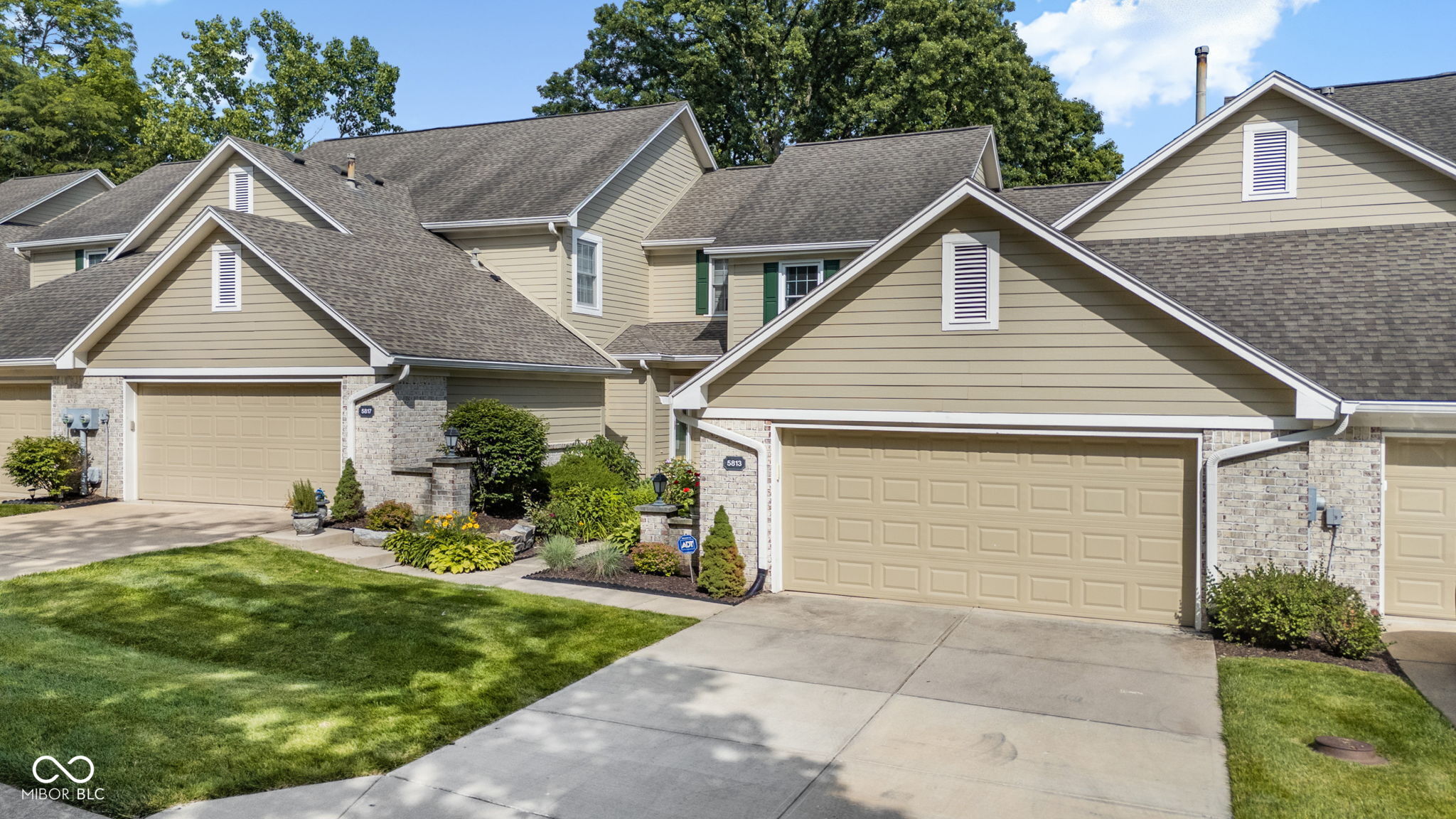 5813 Spruce Knoll Court