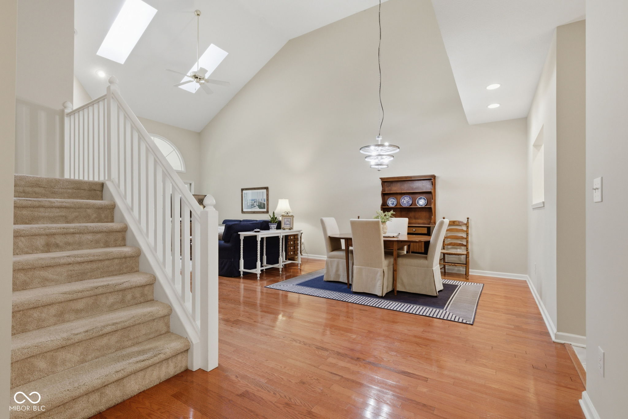 5813 Spruce Knoll Court