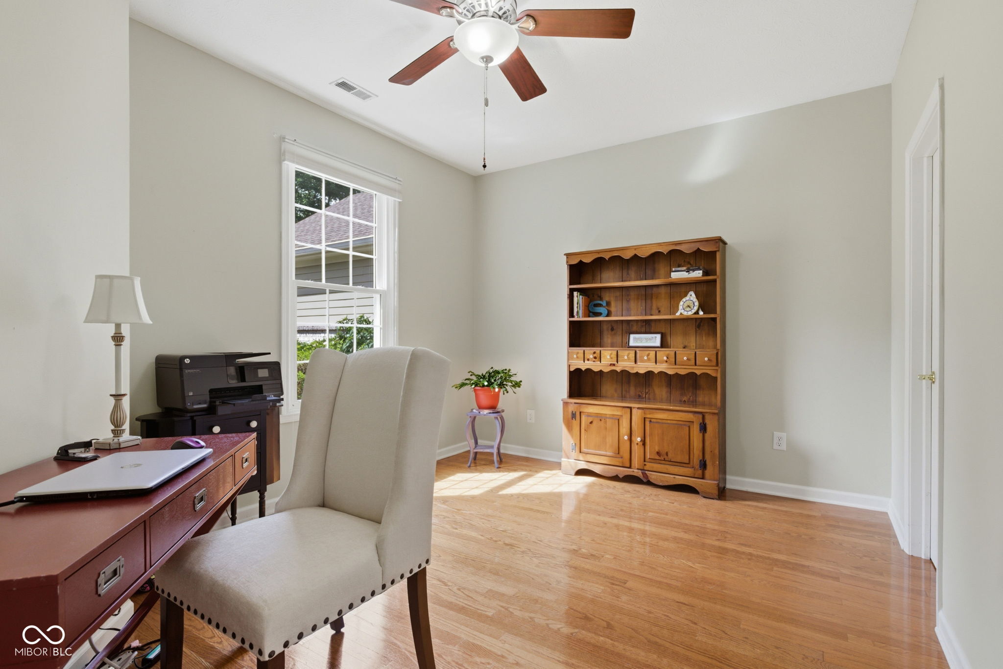 5813 Spruce Knoll Court