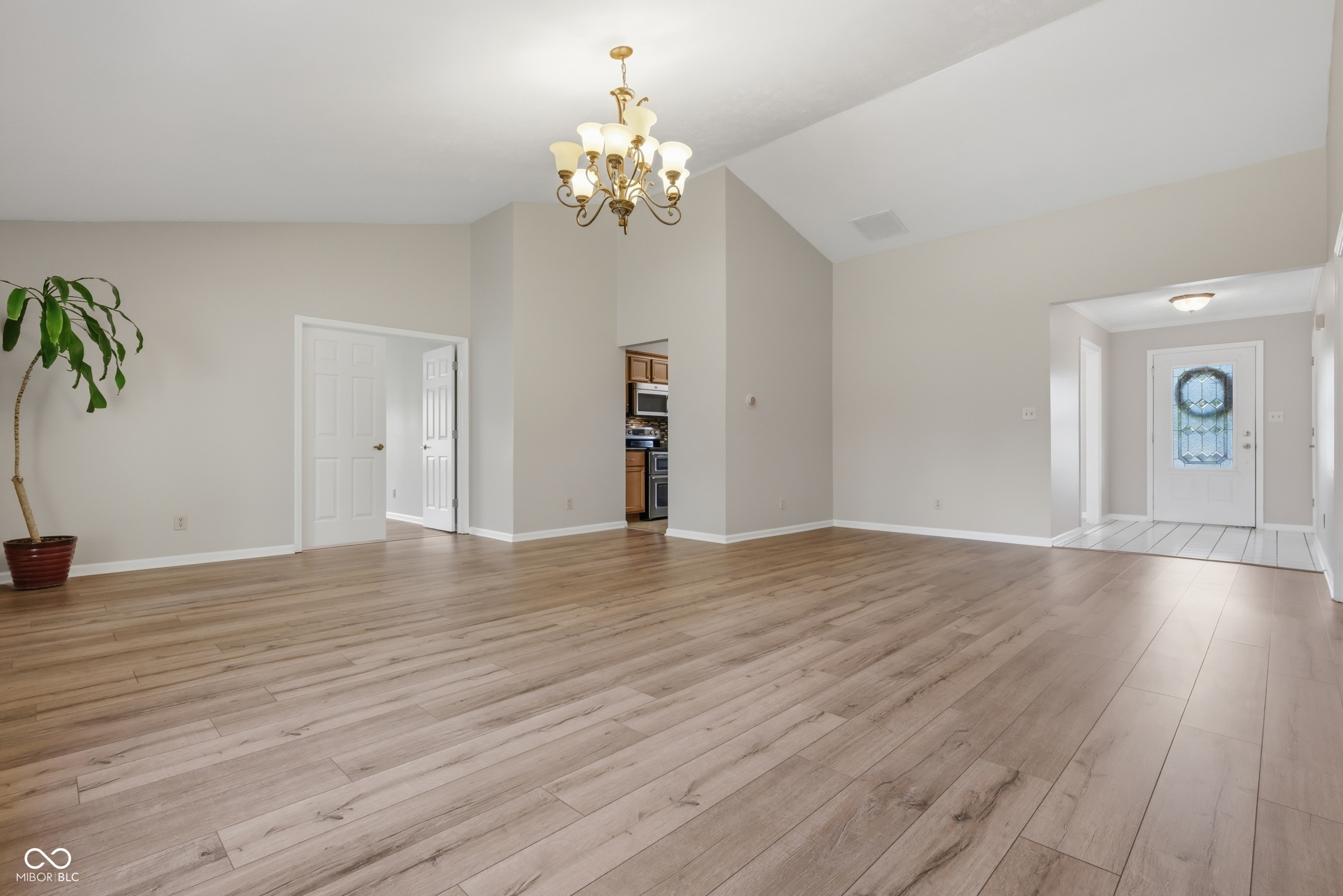 2332 Lappin Court