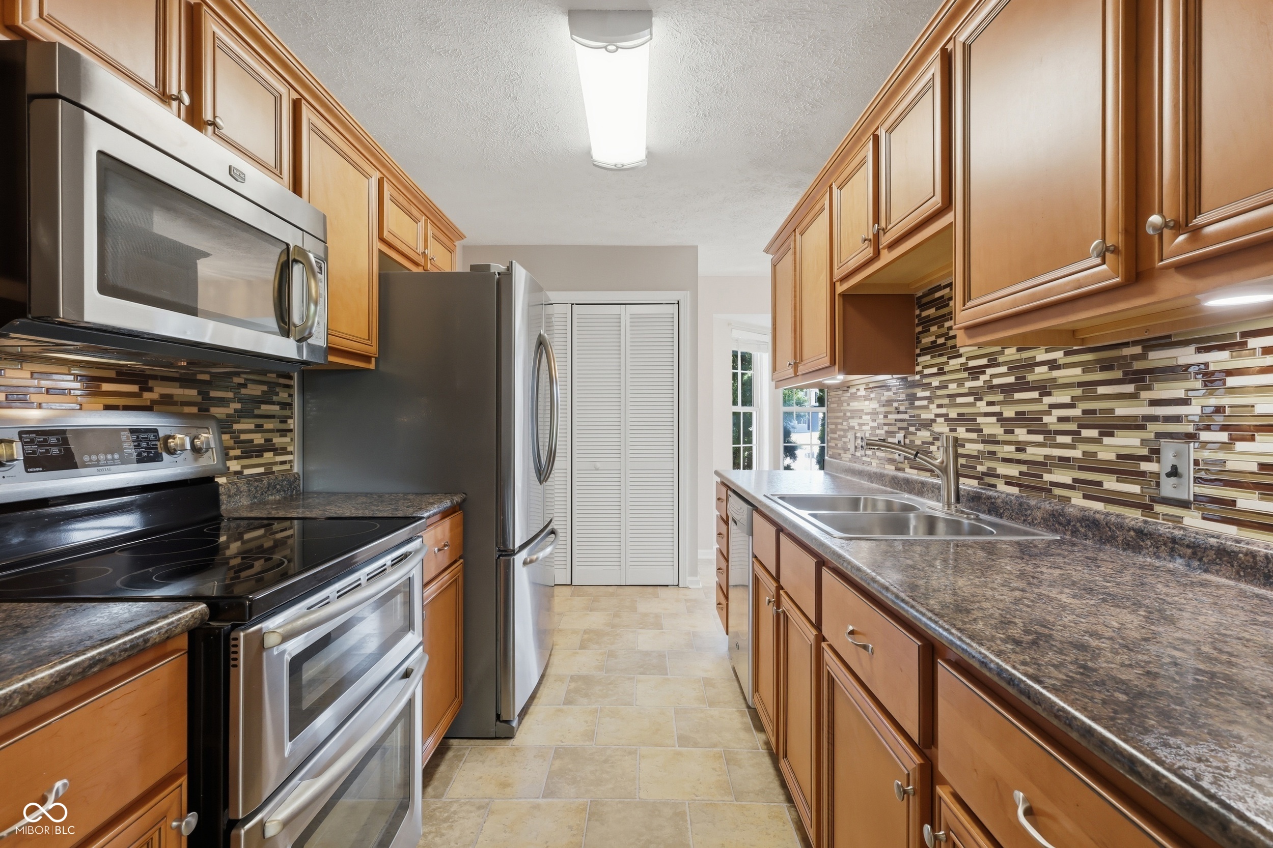 2332 Lappin Court