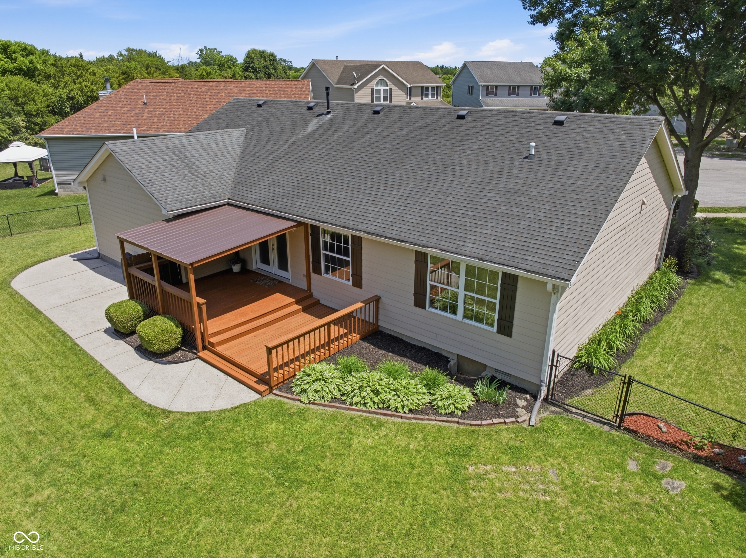 2332 Lappin Court
