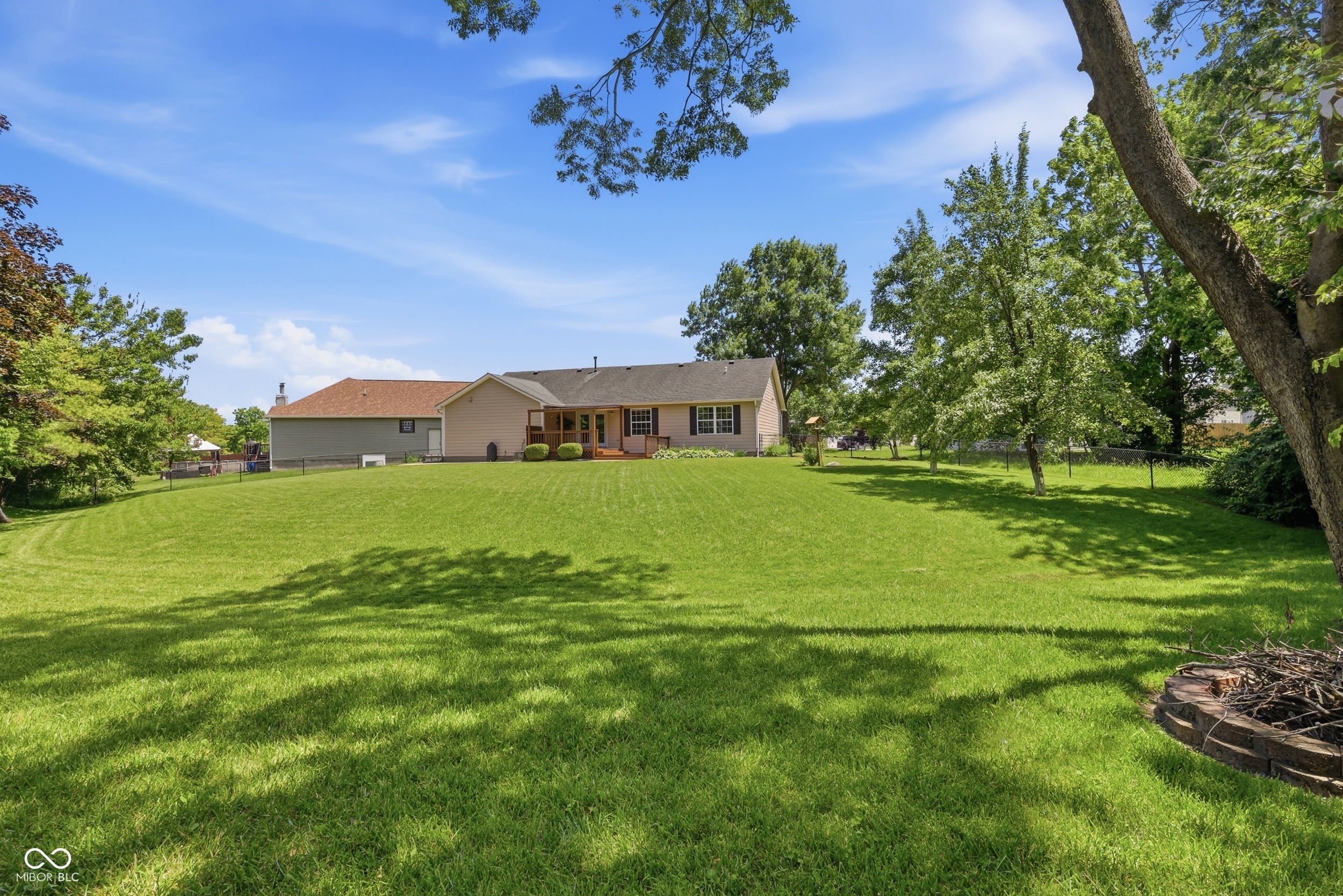 2332 Lappin Court
