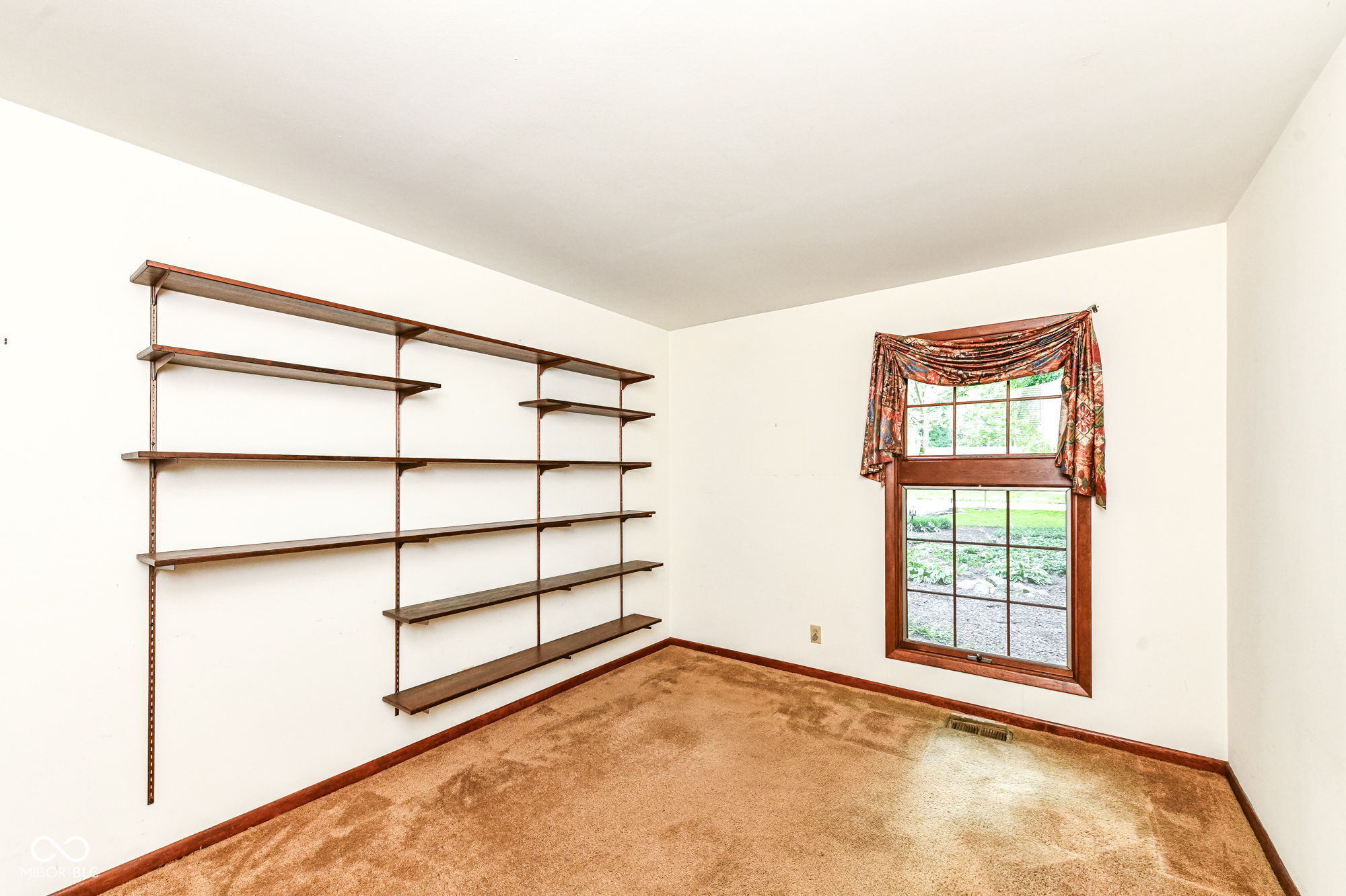 6012 Northwood Drive