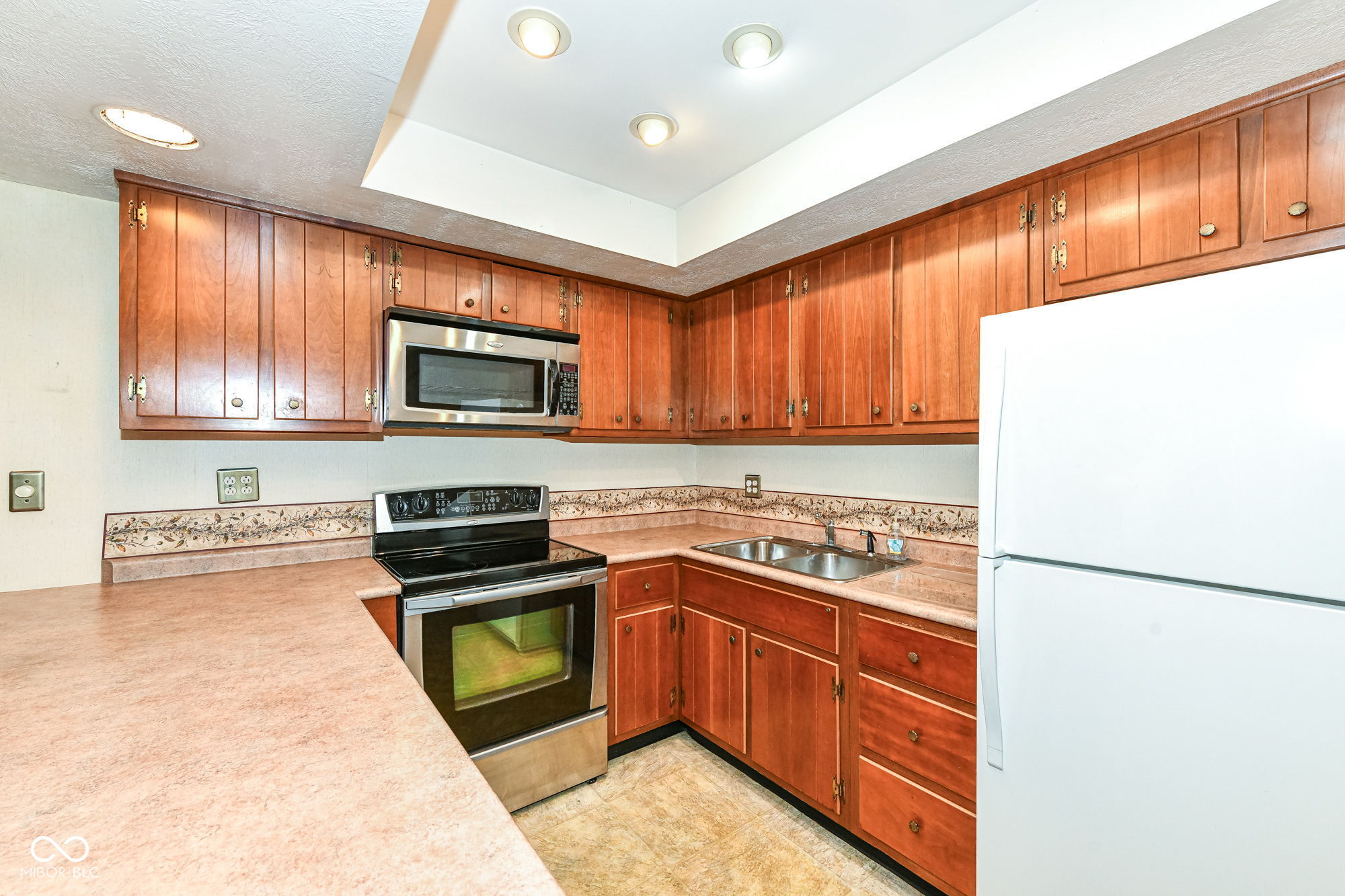 6012 Northwood Drive