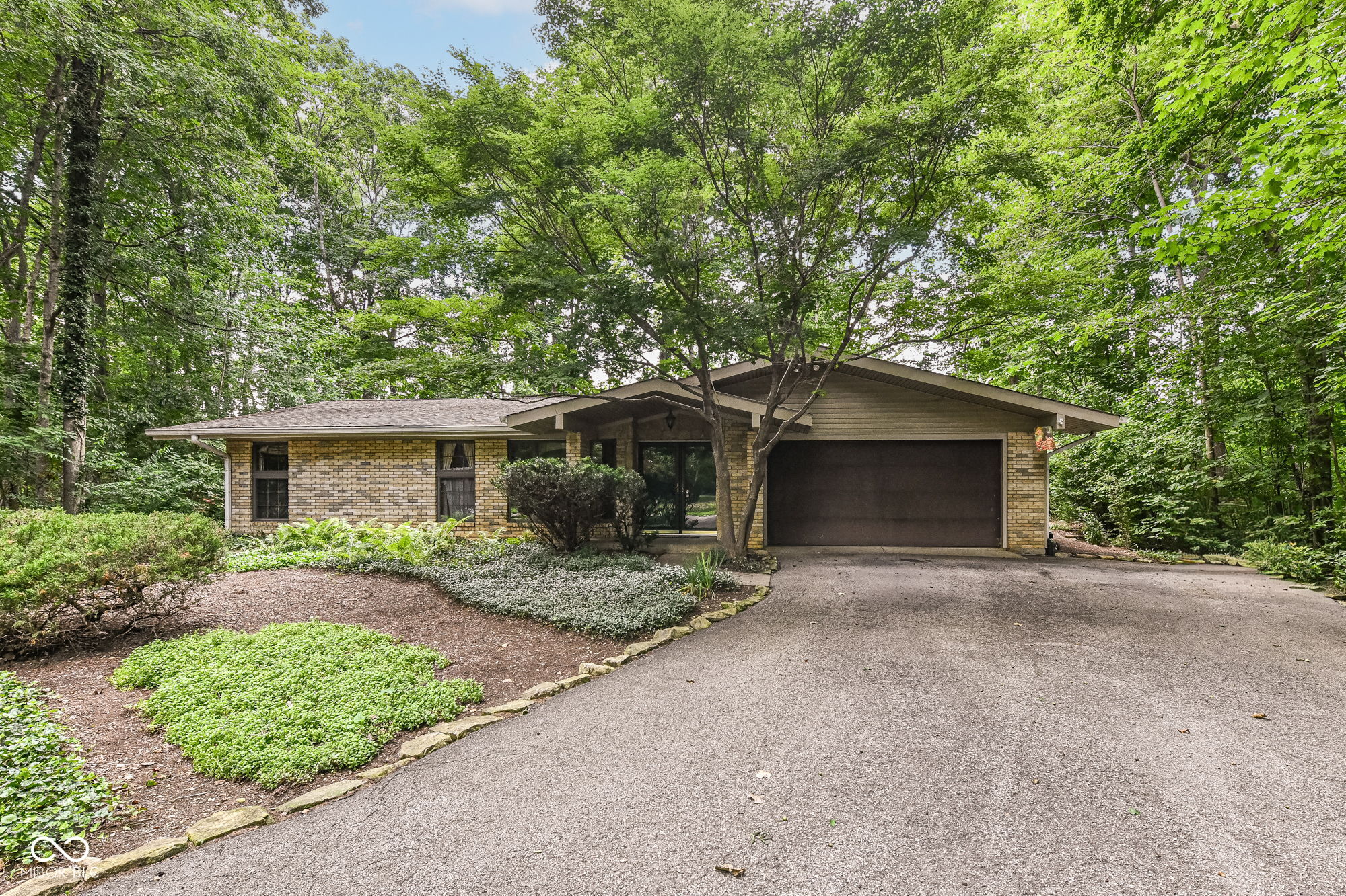 6012 Northwood Drive
