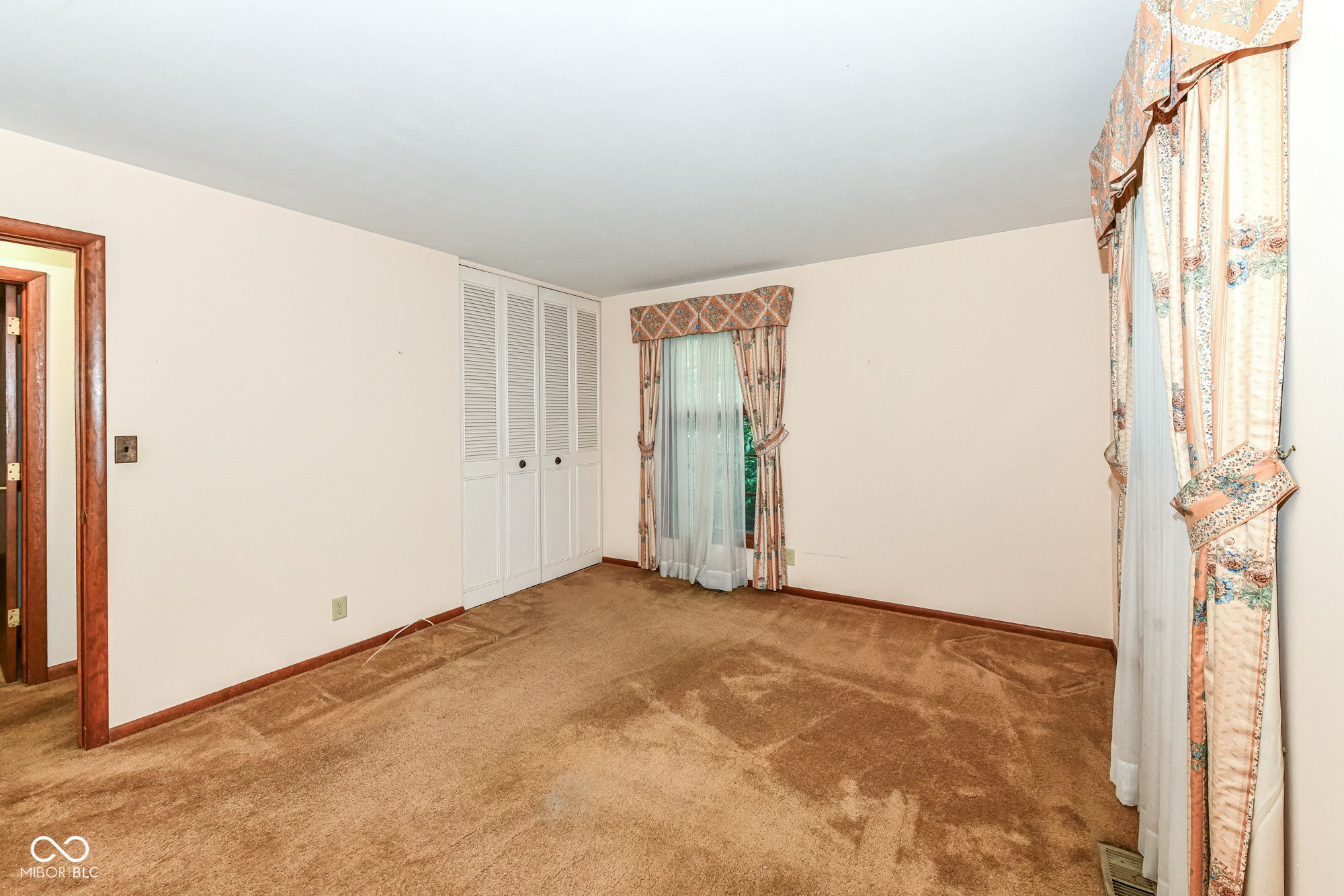 6012 Northwood Drive