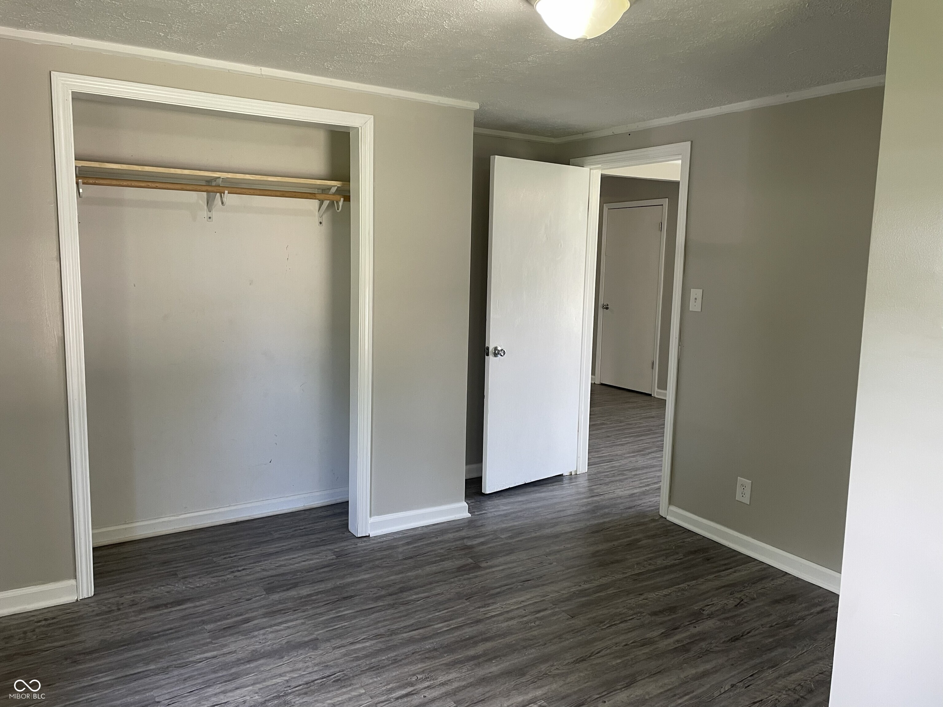 119 N Blue River Drive
