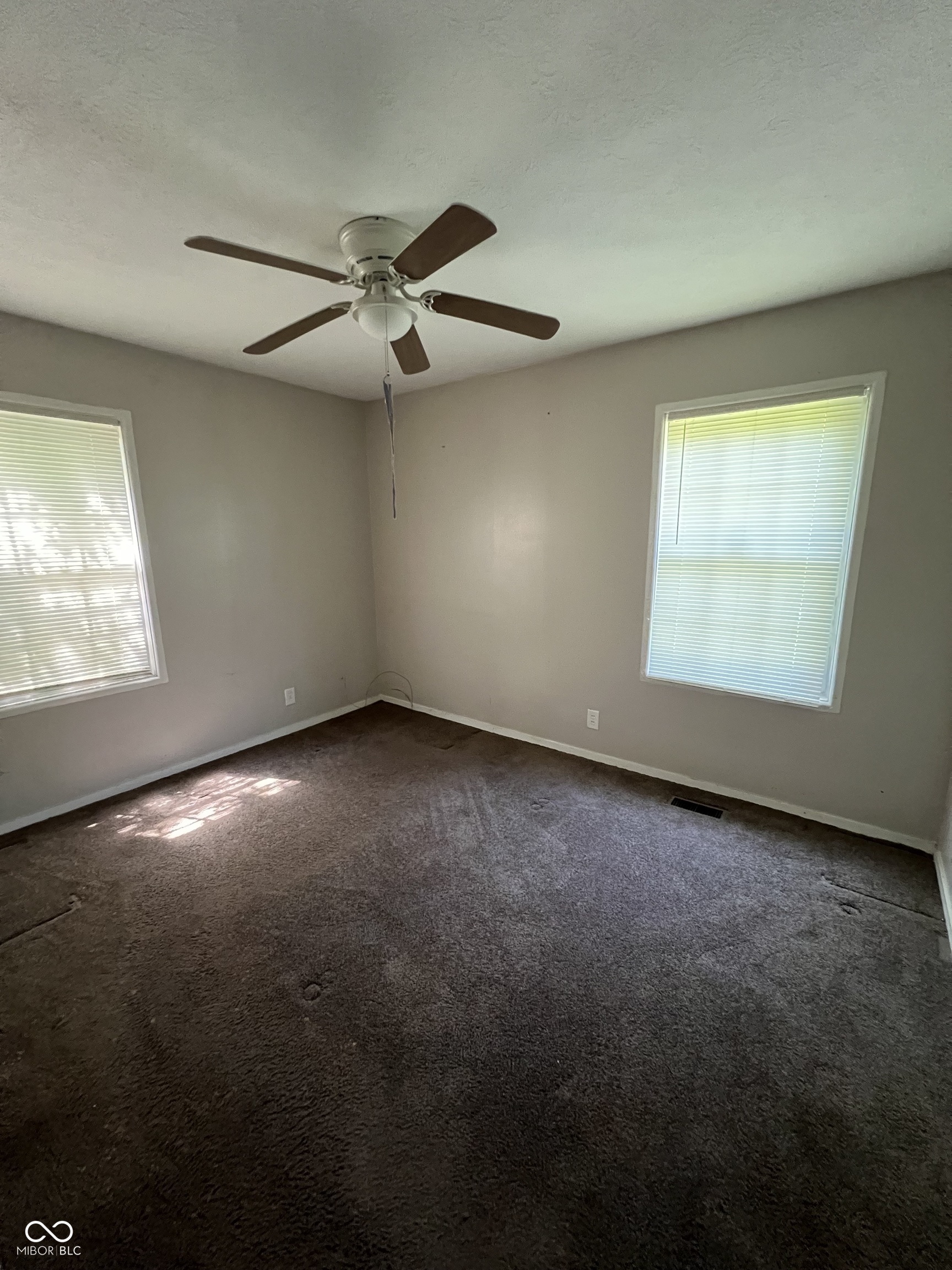 8446 E 36th