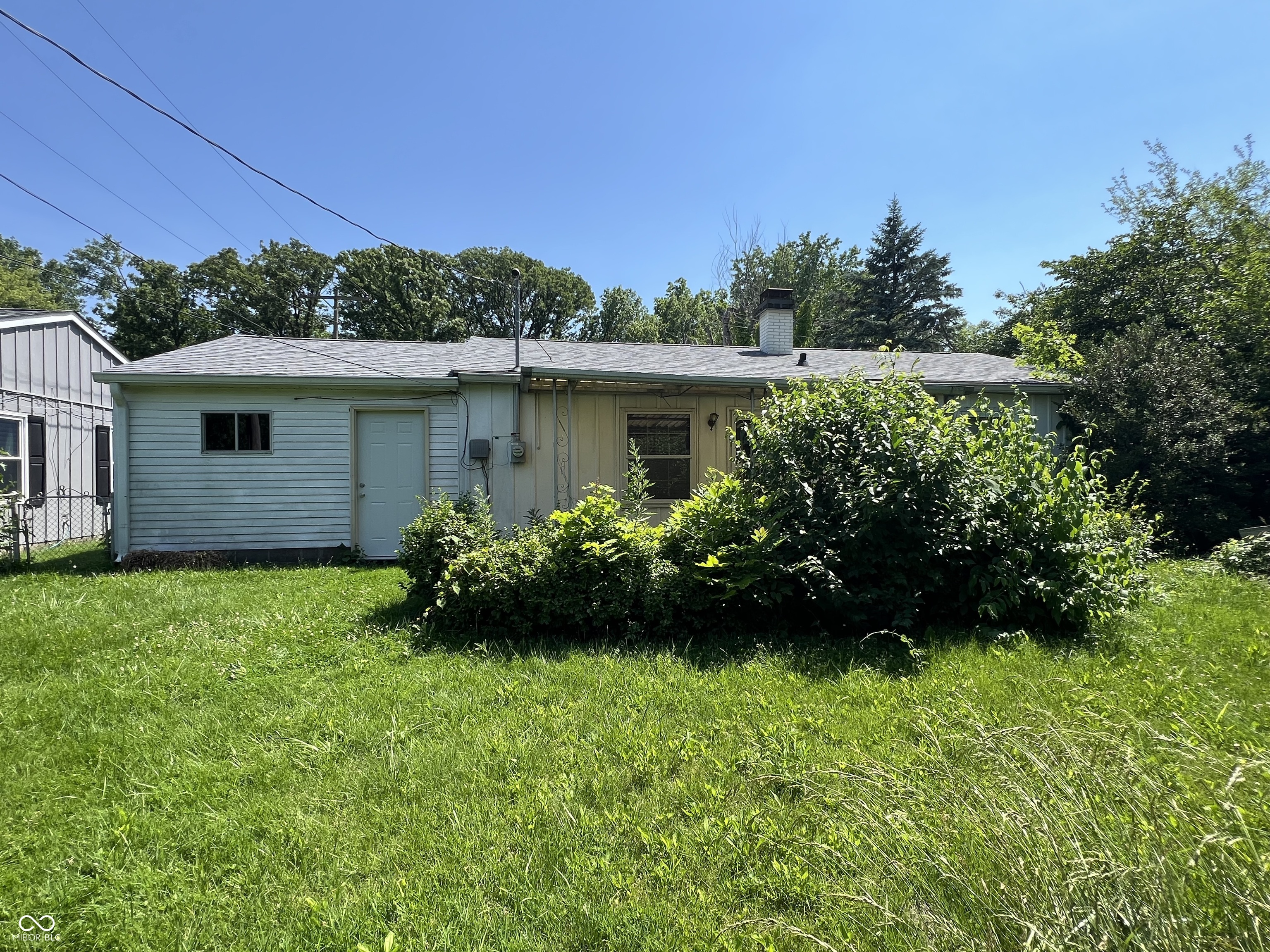 8446 E 36th
