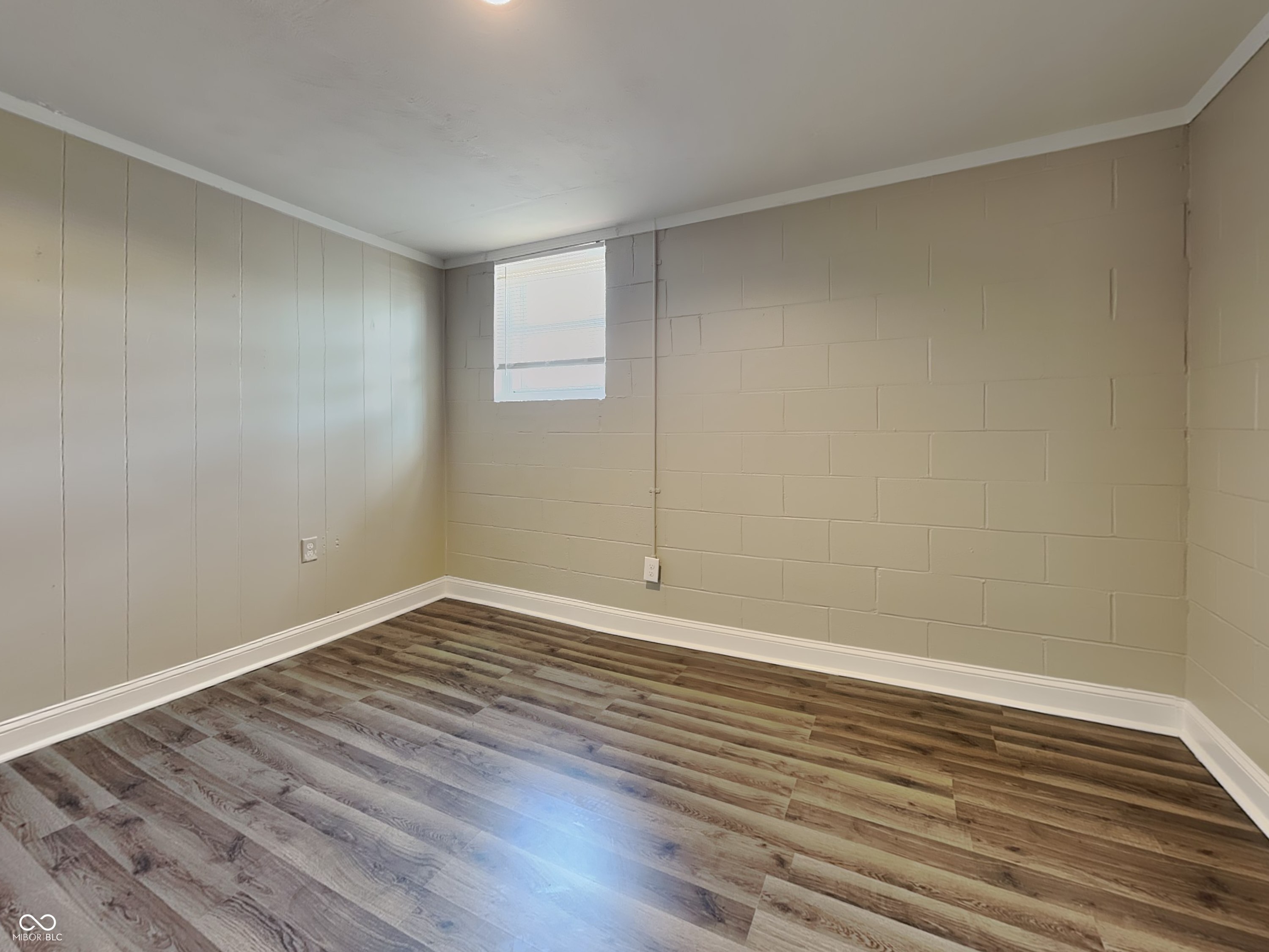 5614 Regency Drive
