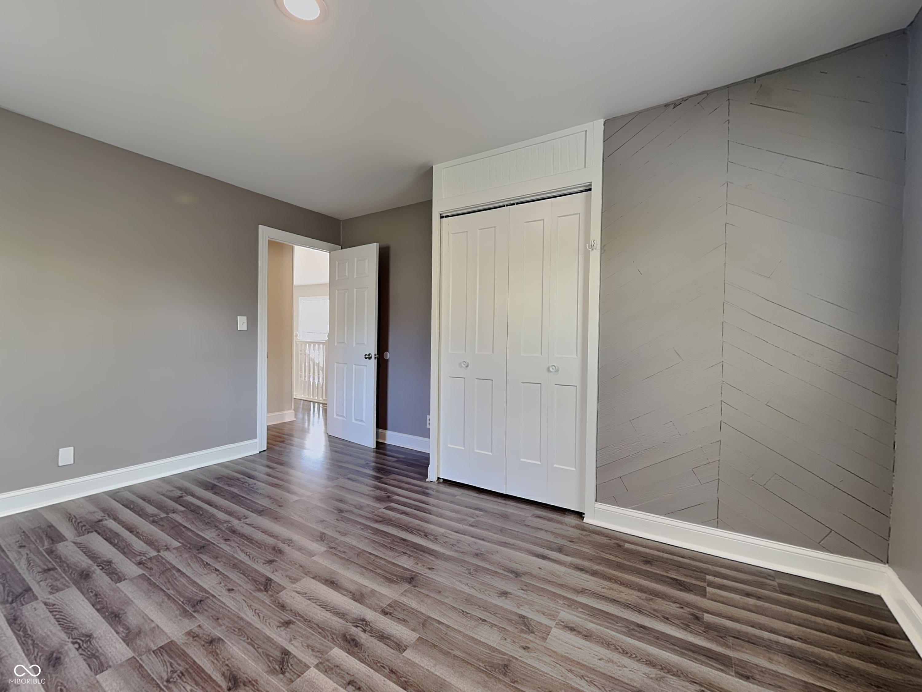 5614 Regency Drive