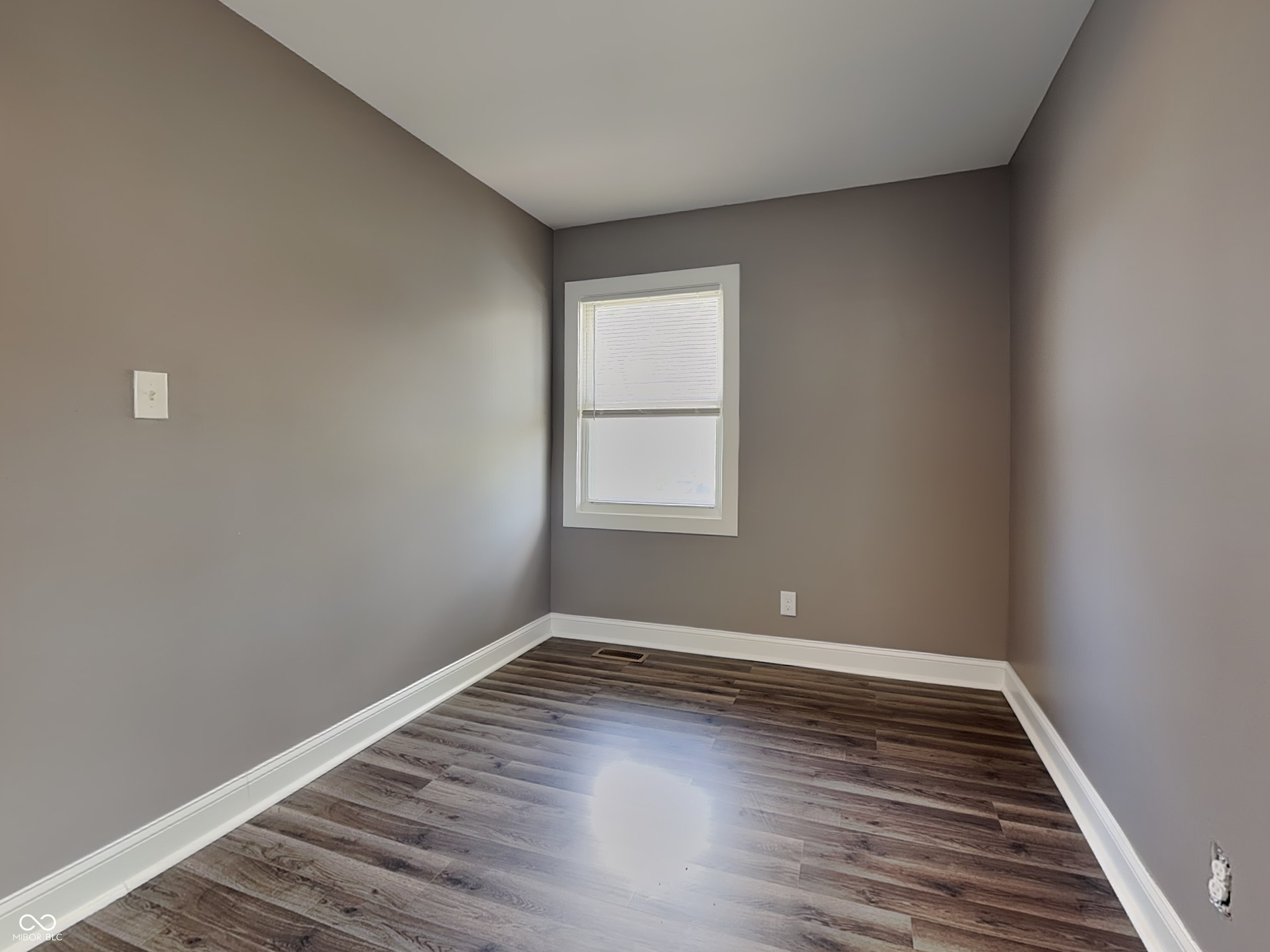 5614 Regency Drive