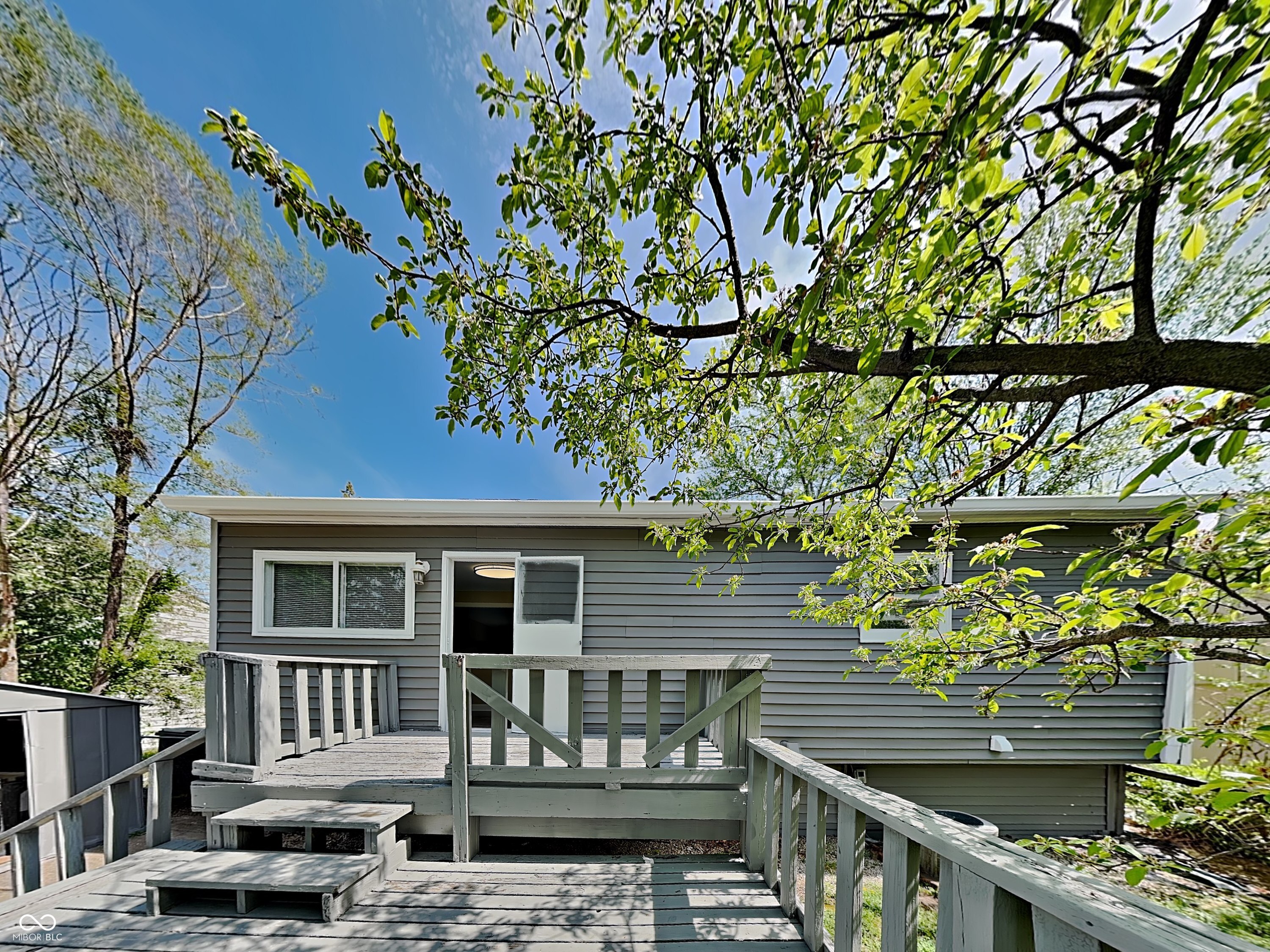 5614 Regency Drive
