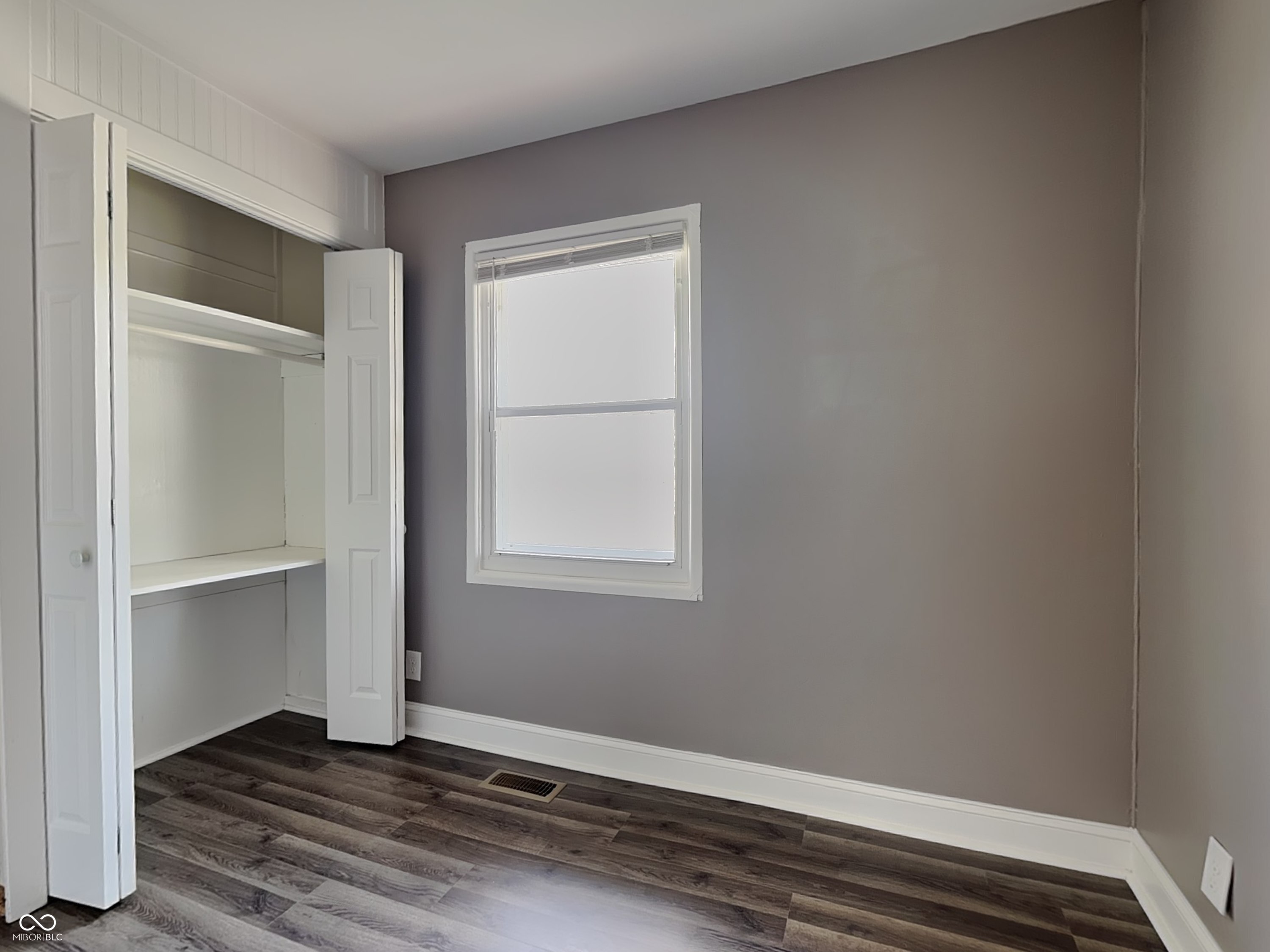 5614 Regency Drive
