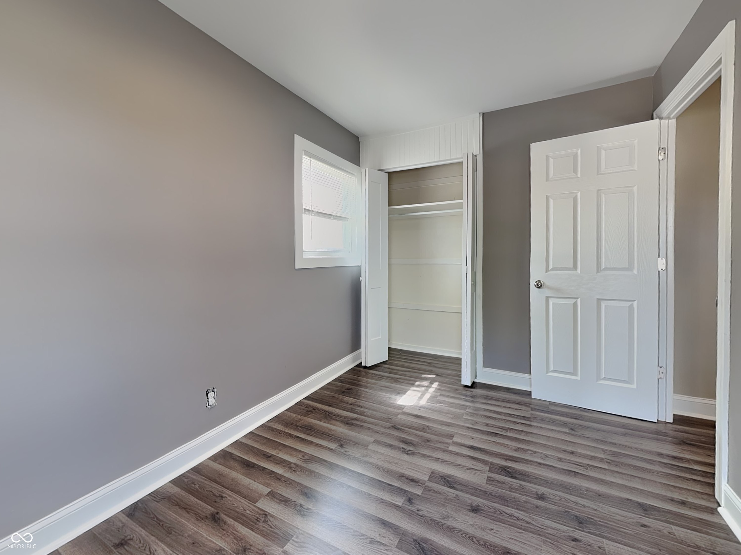 5614 Regency Drive