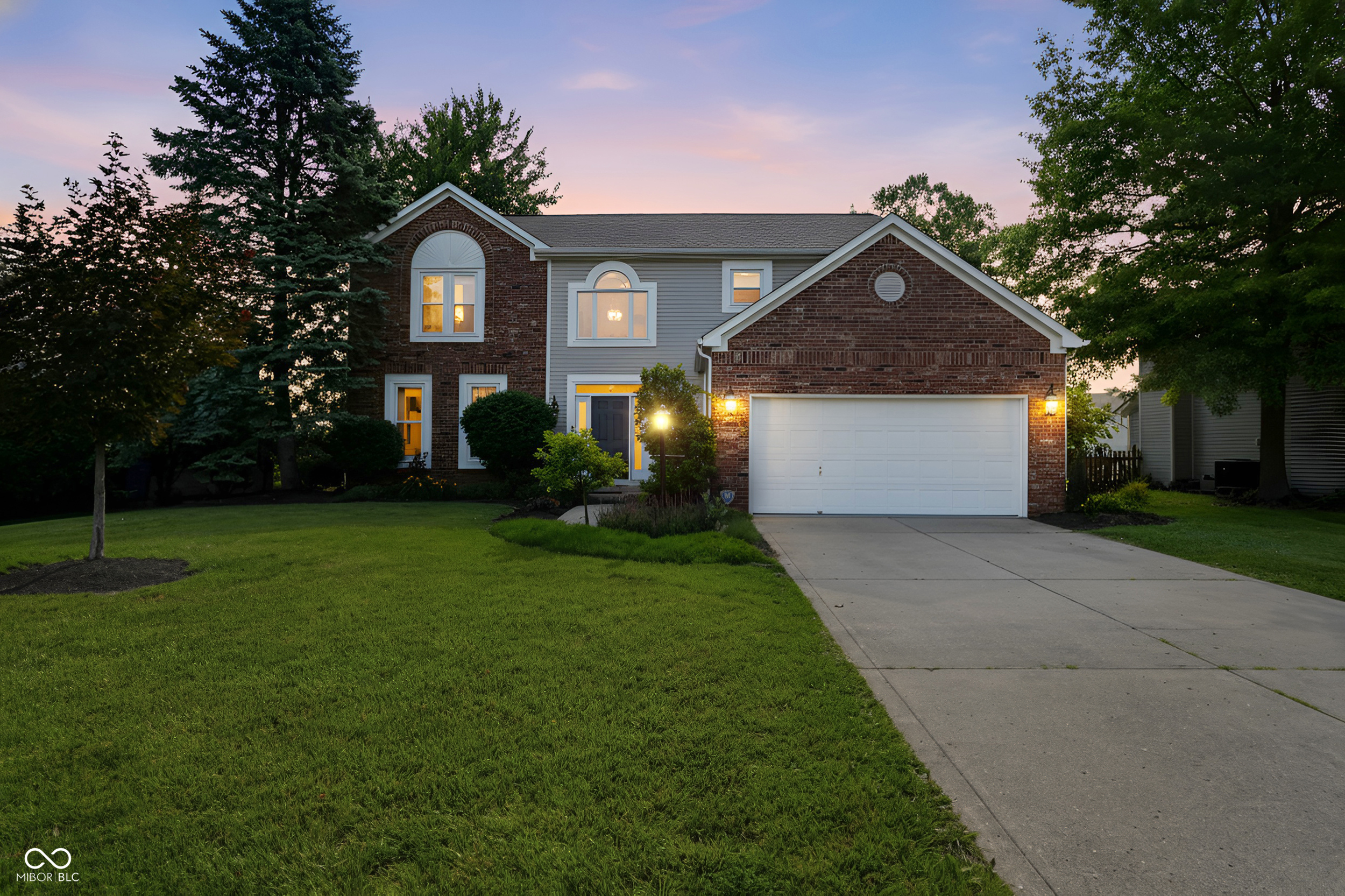 10827 Lexington