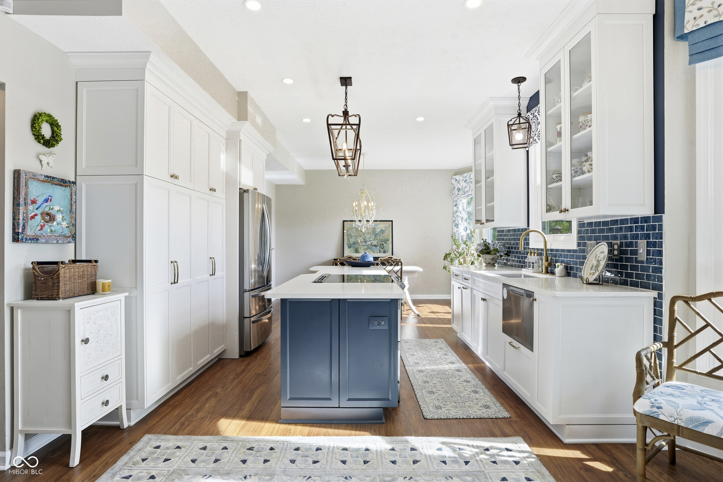 10827 Lexington